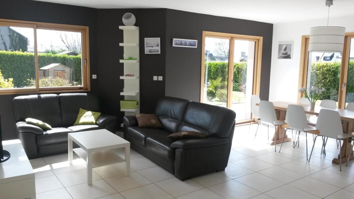 Four-Bedroom House photo 1