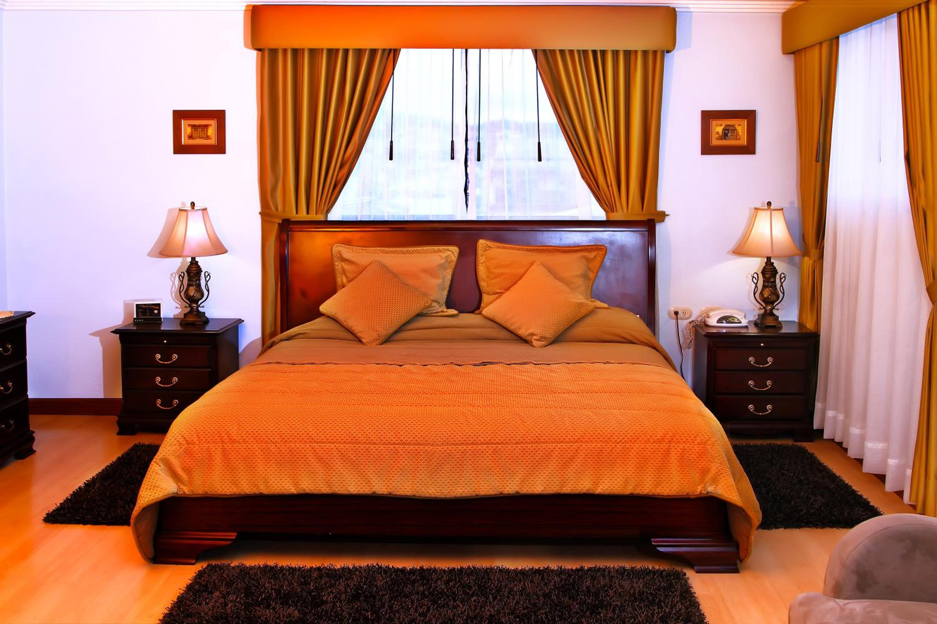 Standard Double Suite