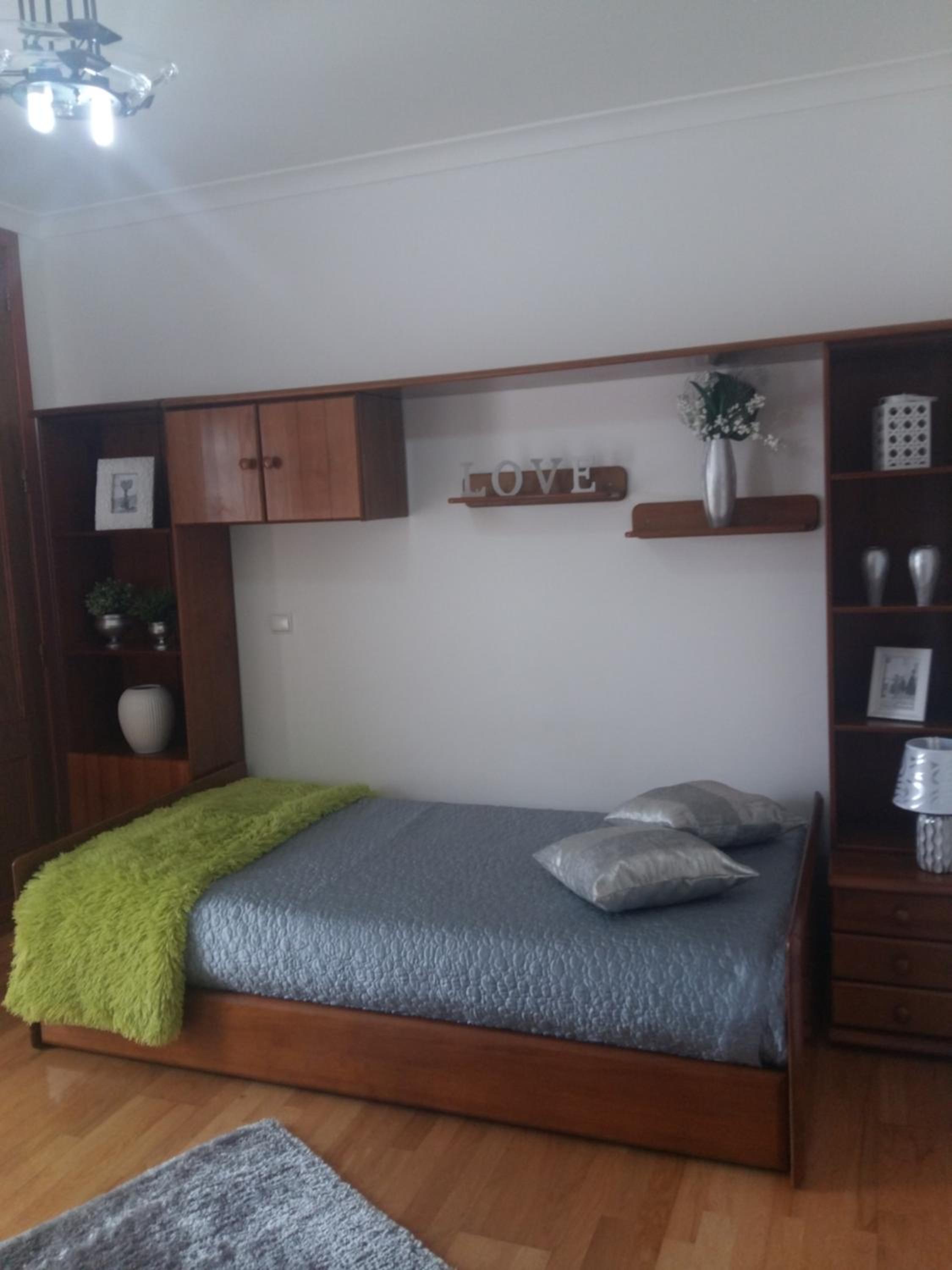 Three-Bedroom House - Photo 16