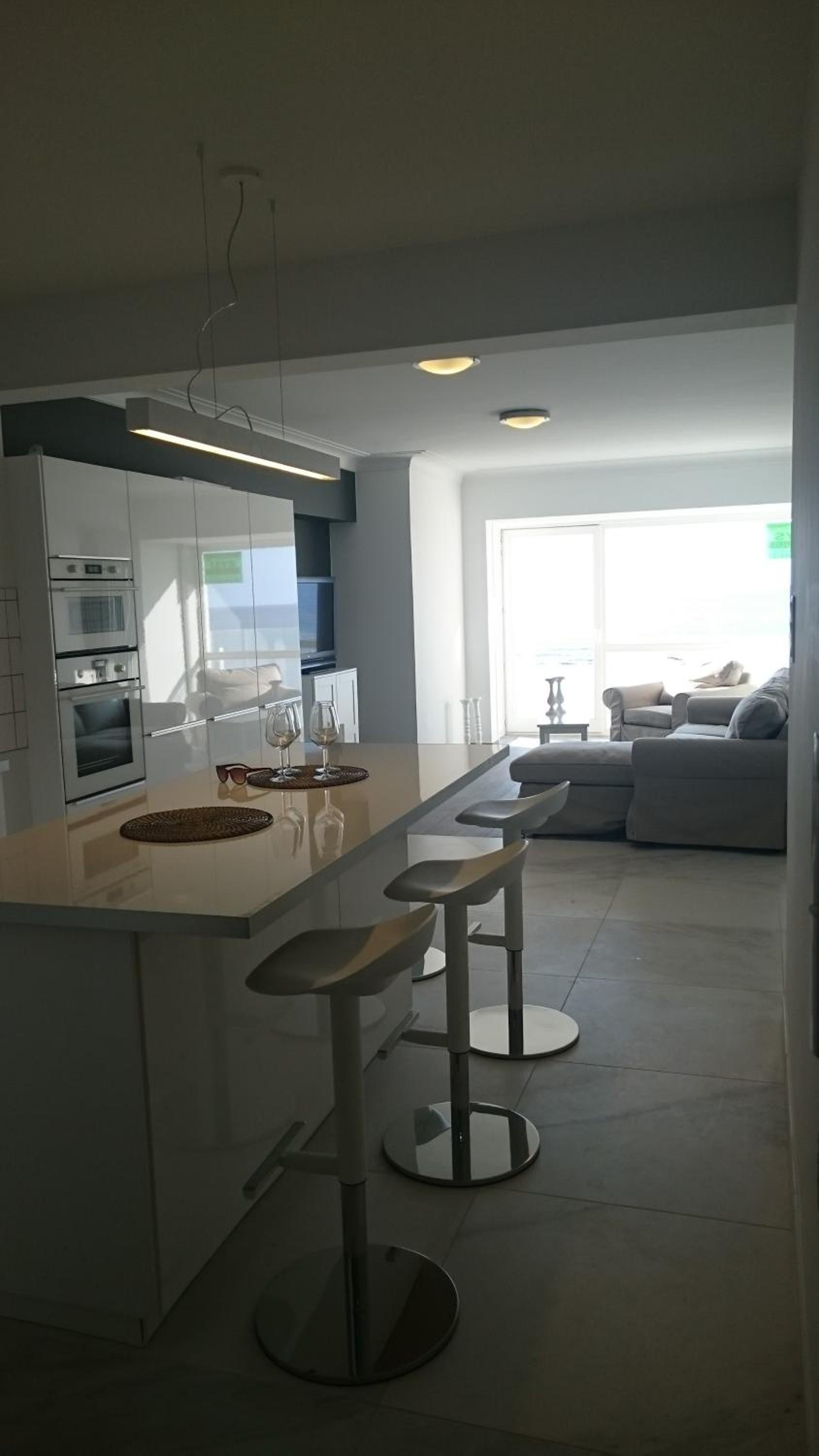 Apartment with Sea View - Photo 8