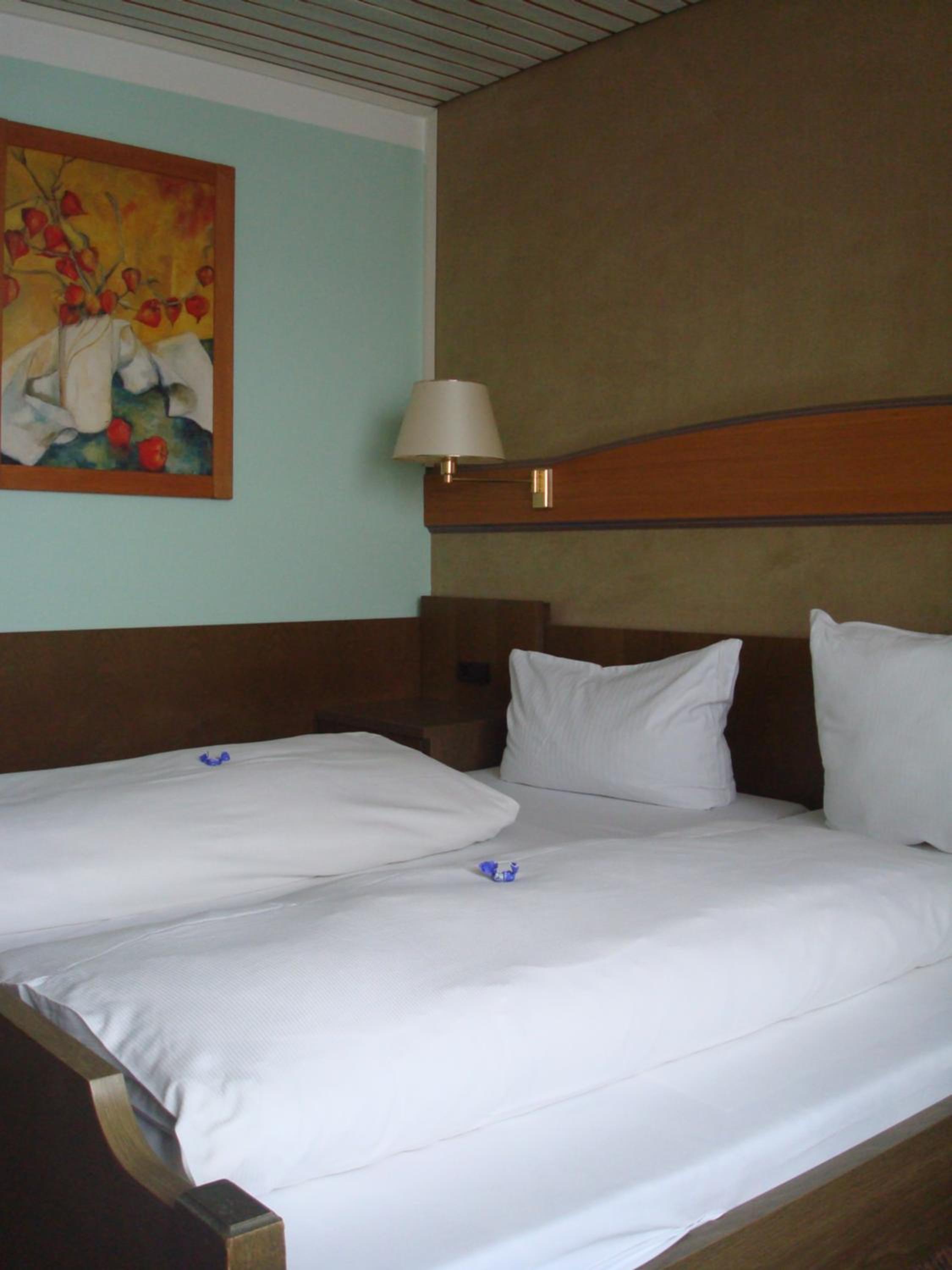 Standard Double Room - Photo 4