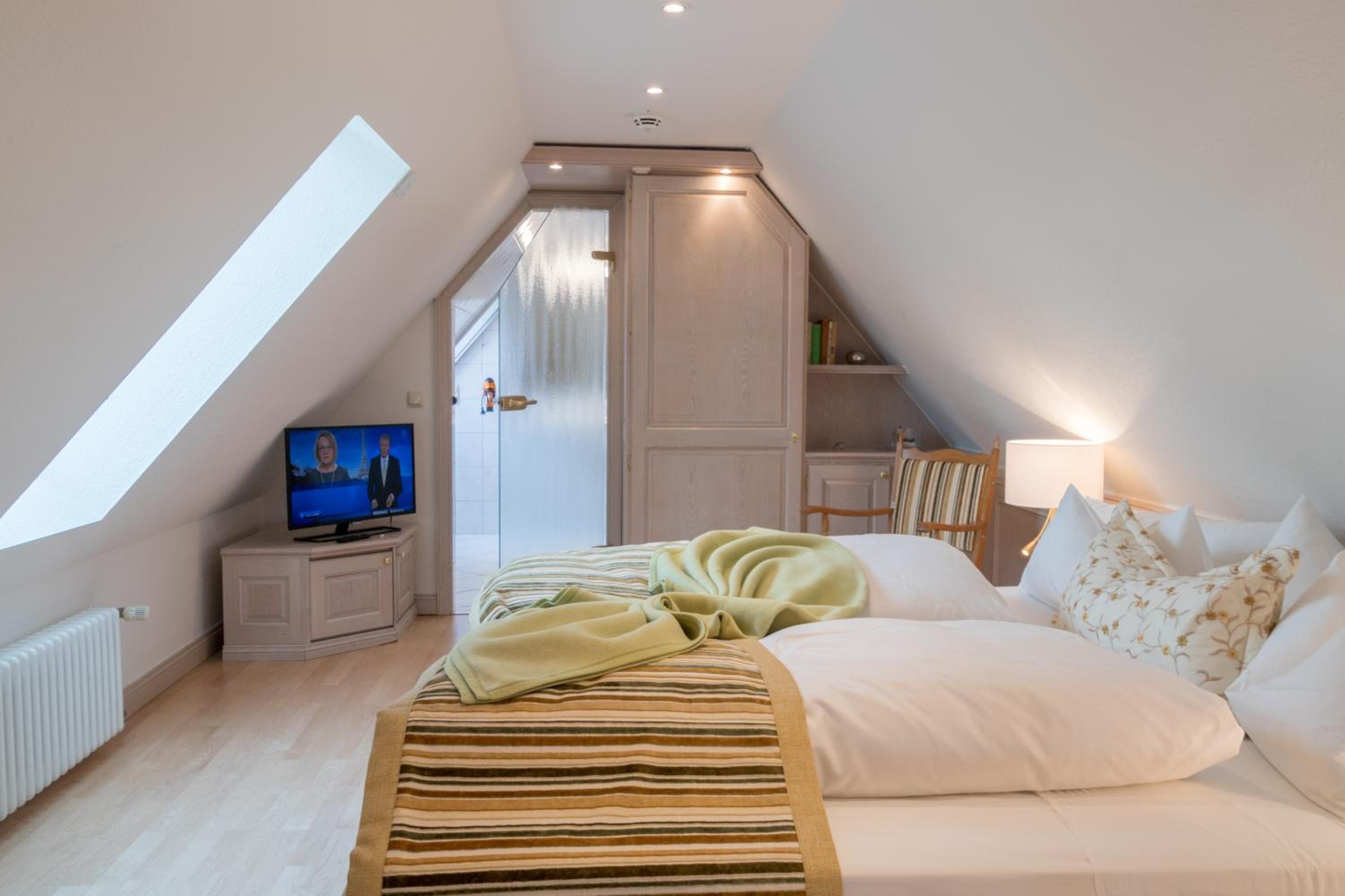 Deluxe Suite photo 2