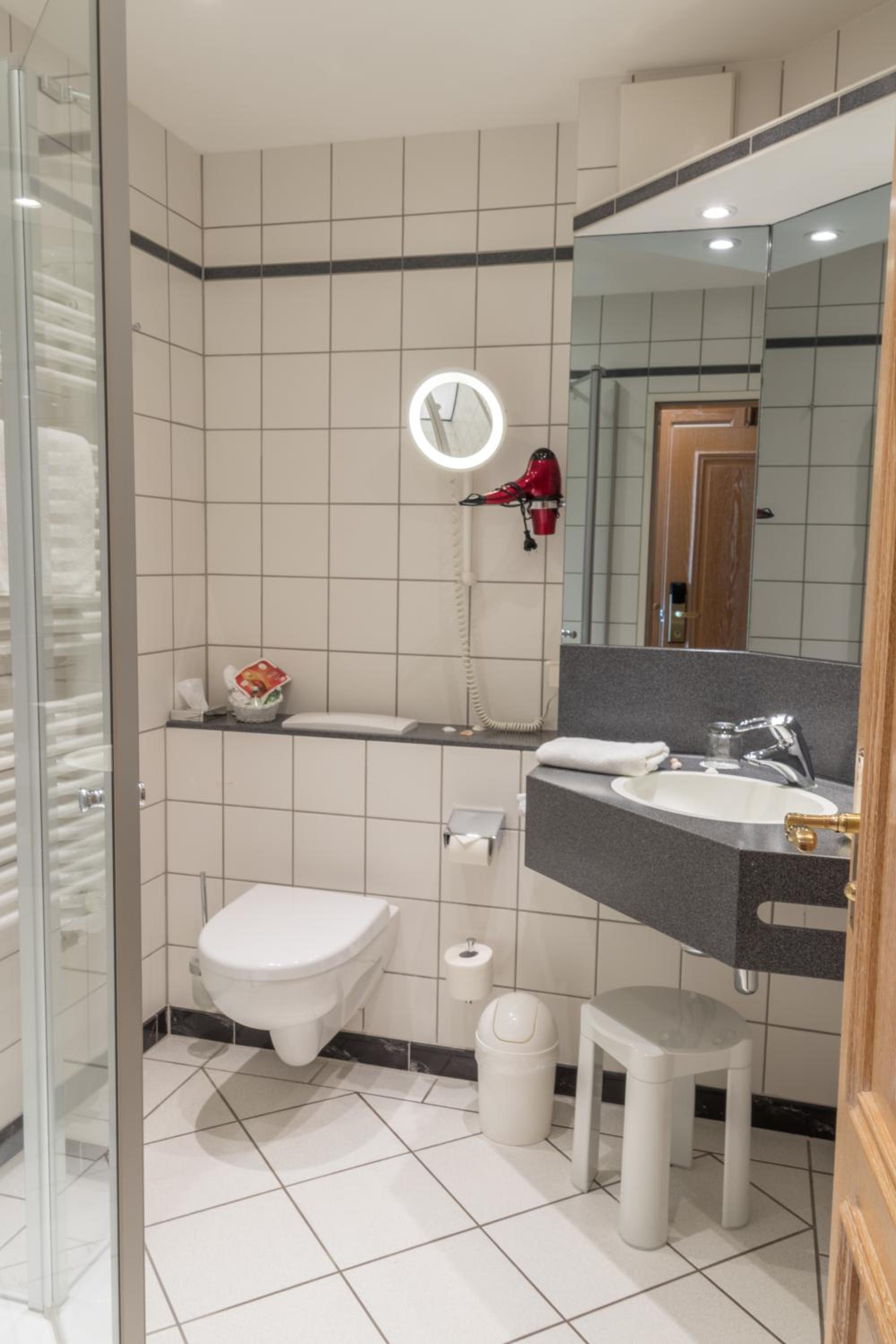 Single Room photo 2