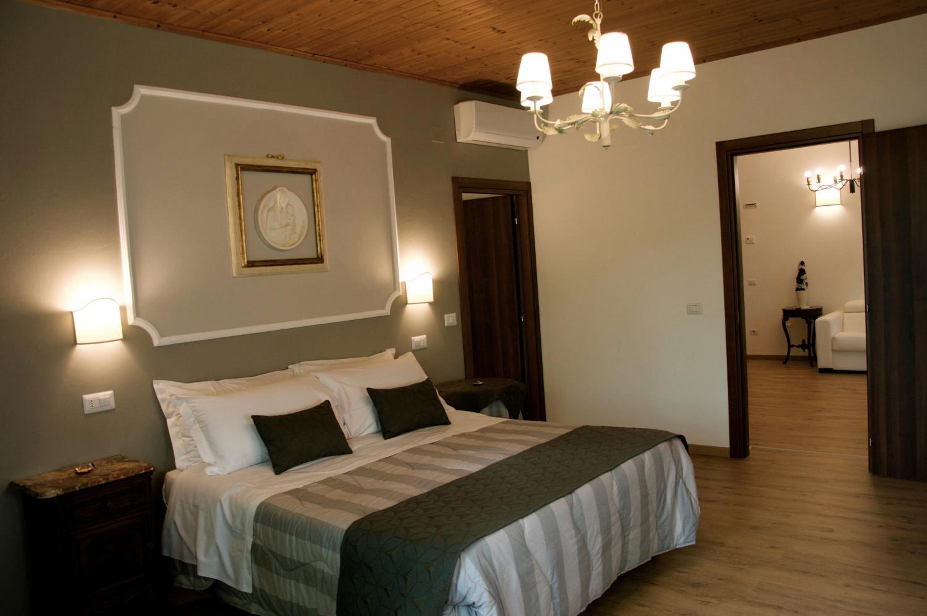 Deluxe Apartment - Photo 5