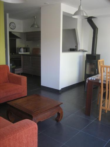 Superior Three-Bedroom Cottage  - Photo 4