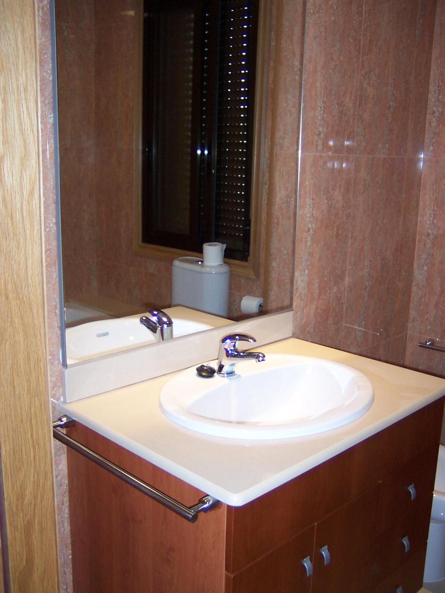 Double Room with Balcony - Photo 6