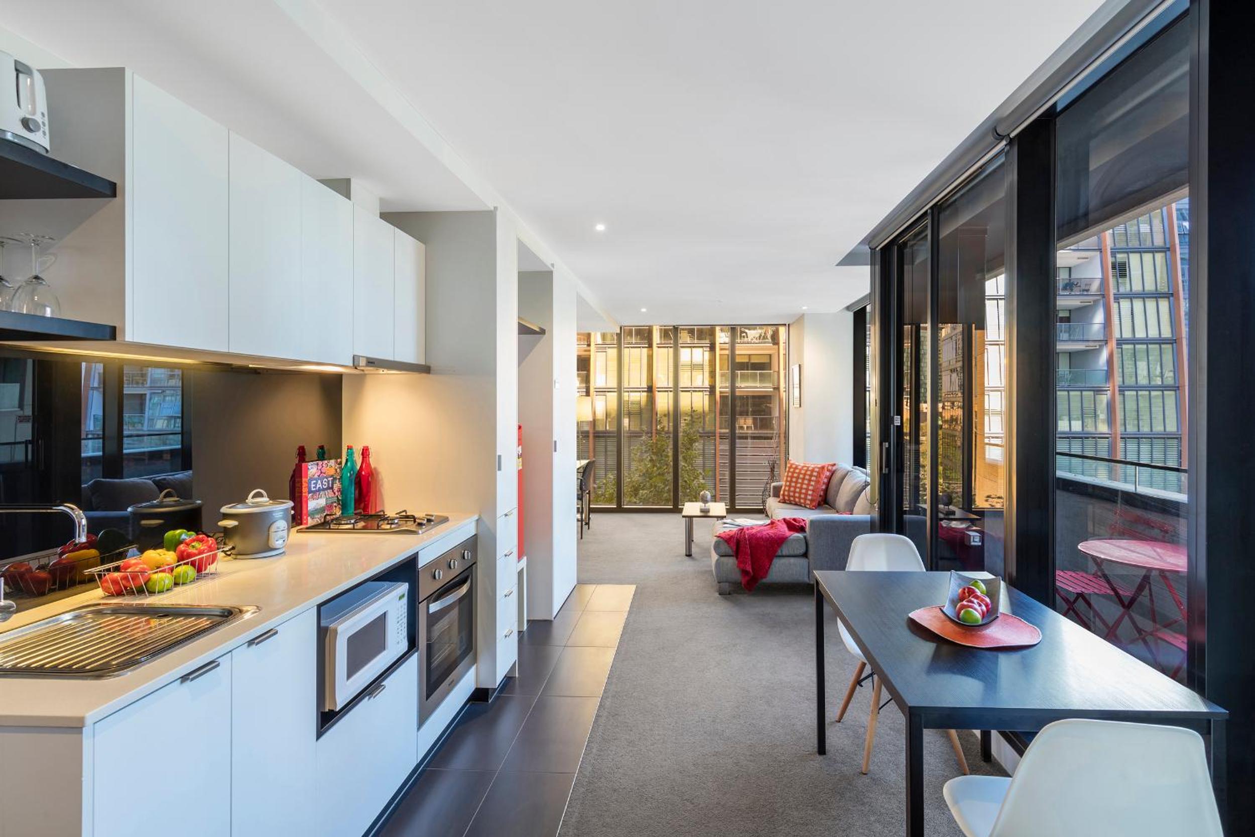 One-Bedroom Apartment with Balcony photo 3