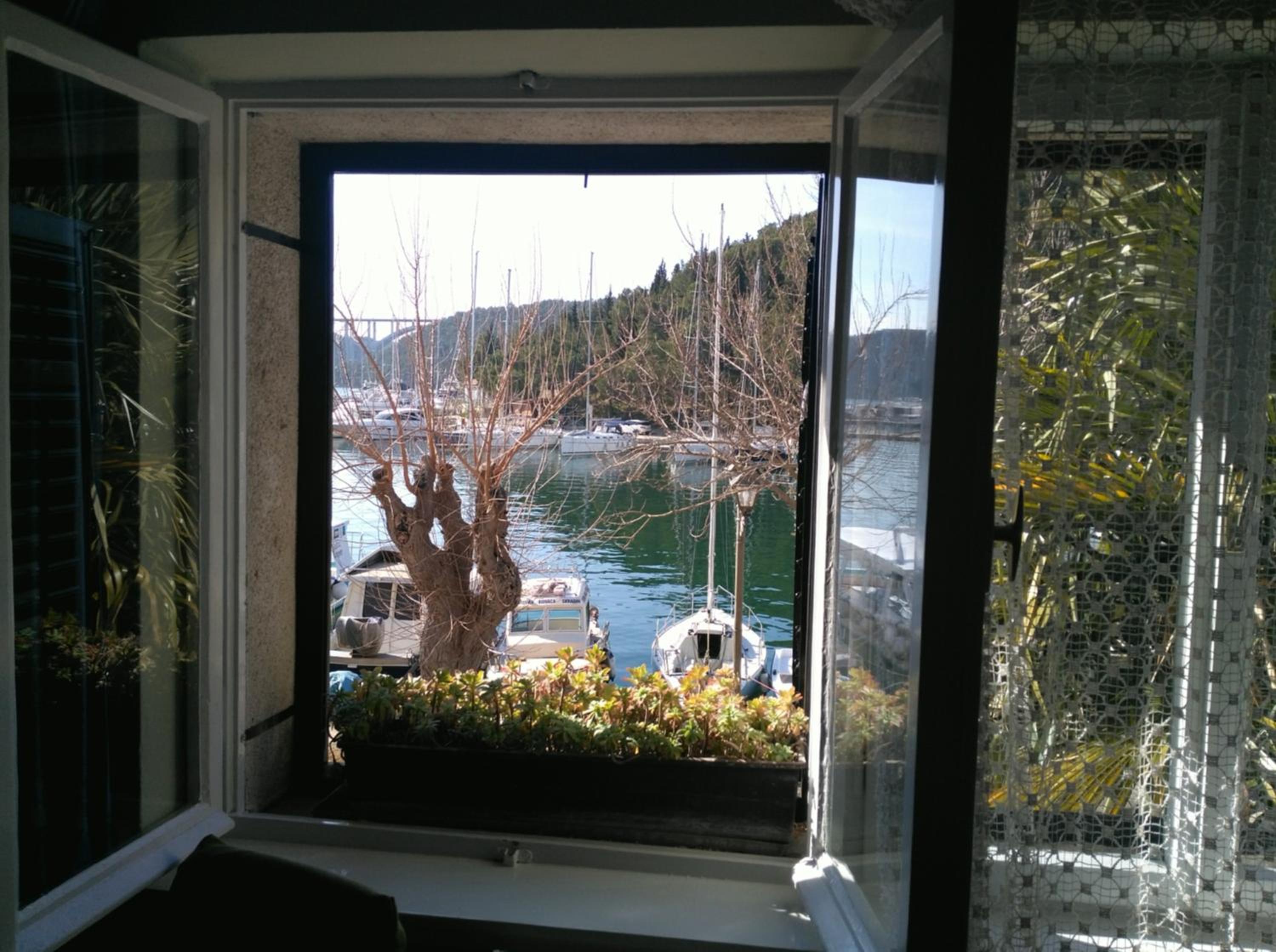 Double Room with Private Bathroom and Sea View - Photo 16