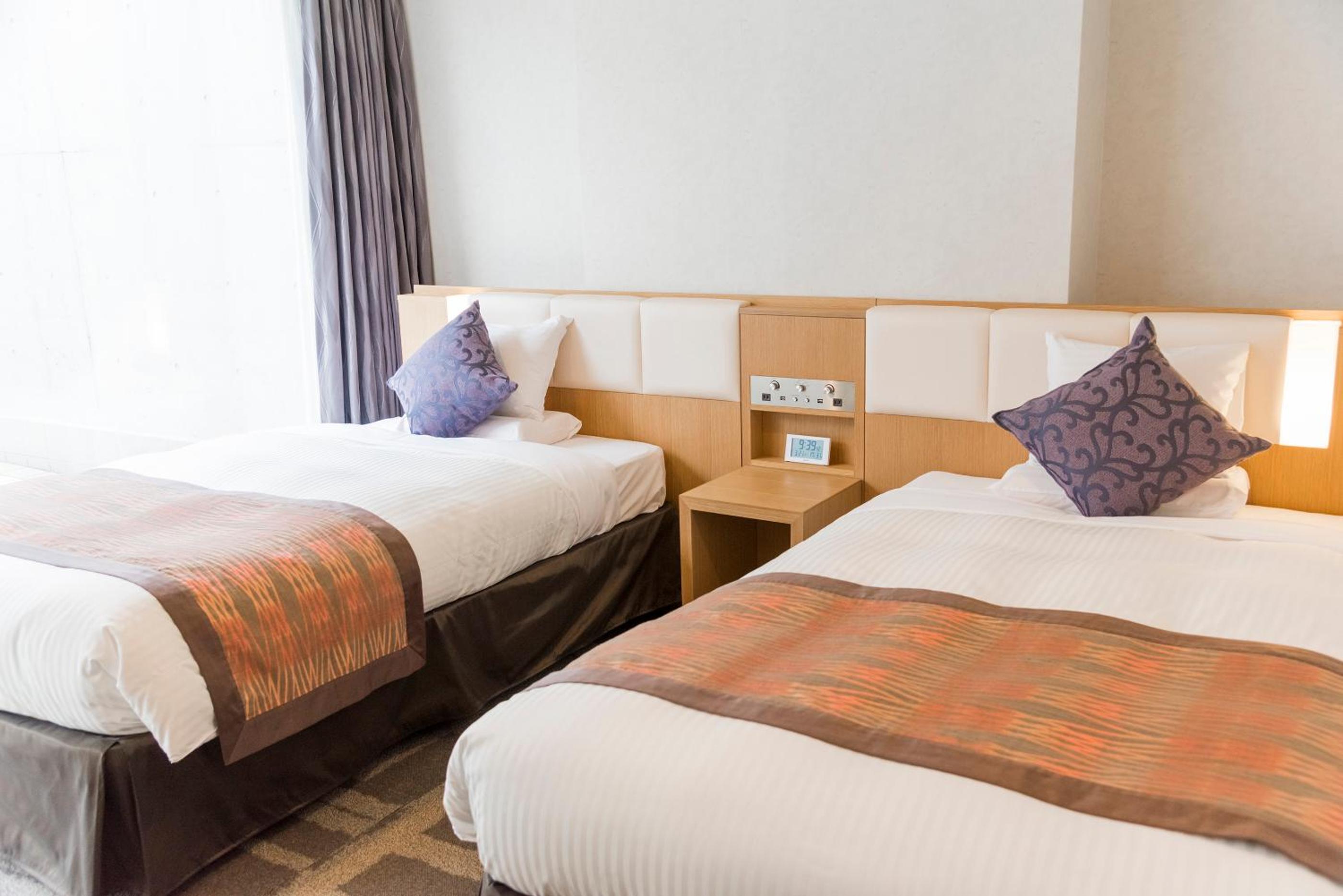 Superior Twin Room - Non-Smoking - Photo 2