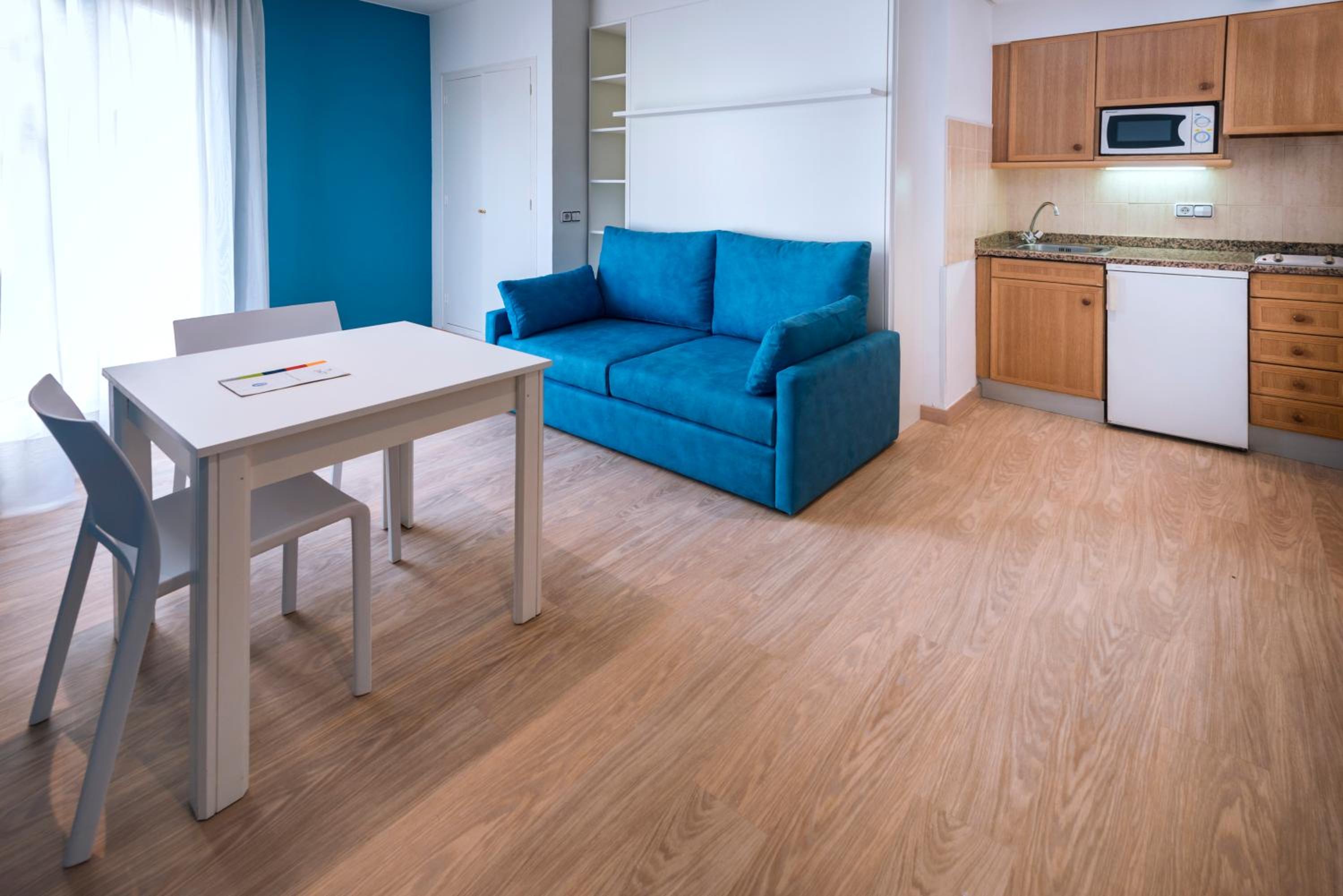 Studio (2 Adults) - Photo 8