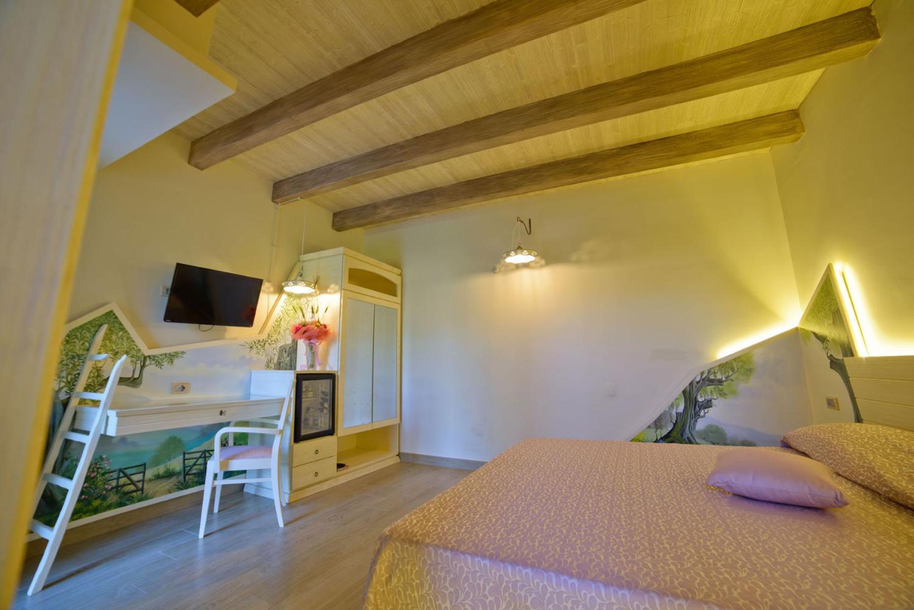 Double Room with Private Bathroom photo 1