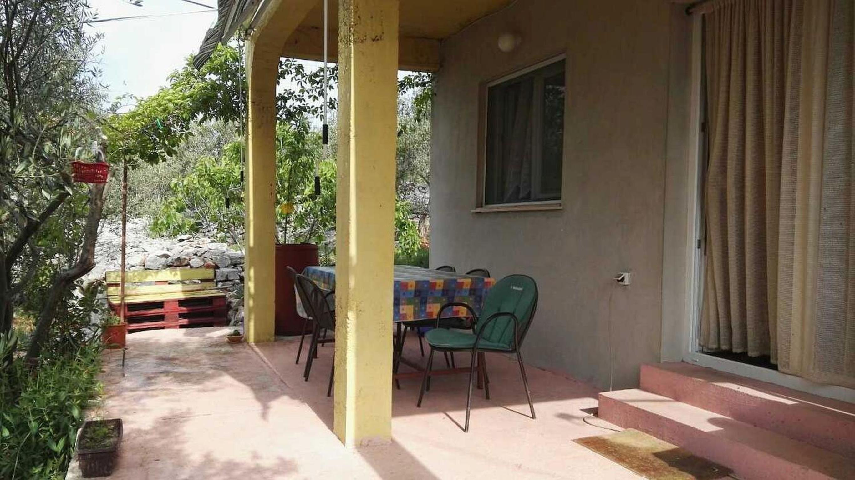 Two-Bedroom House photo 3