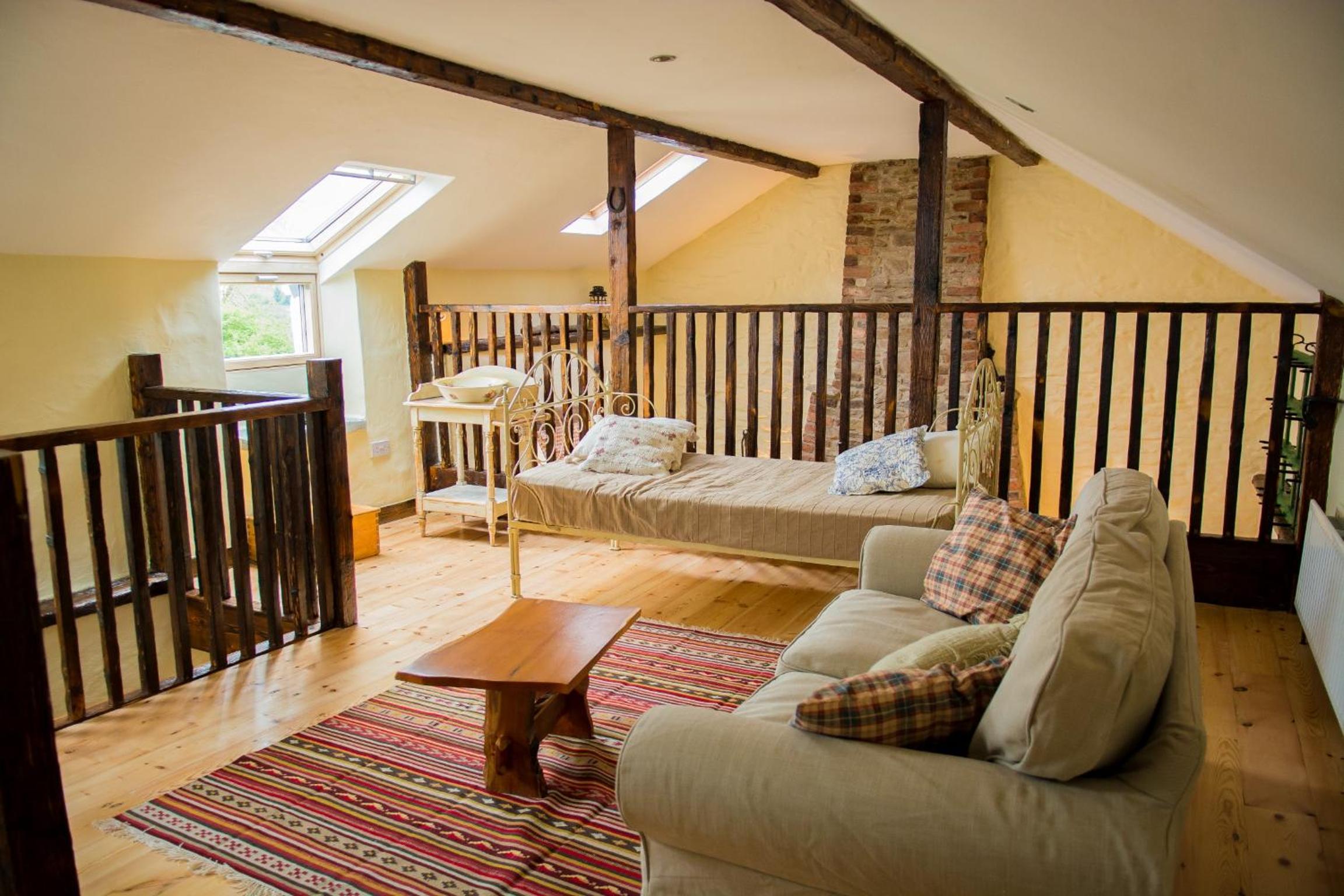 Two-Bedroom Cottage photo 1