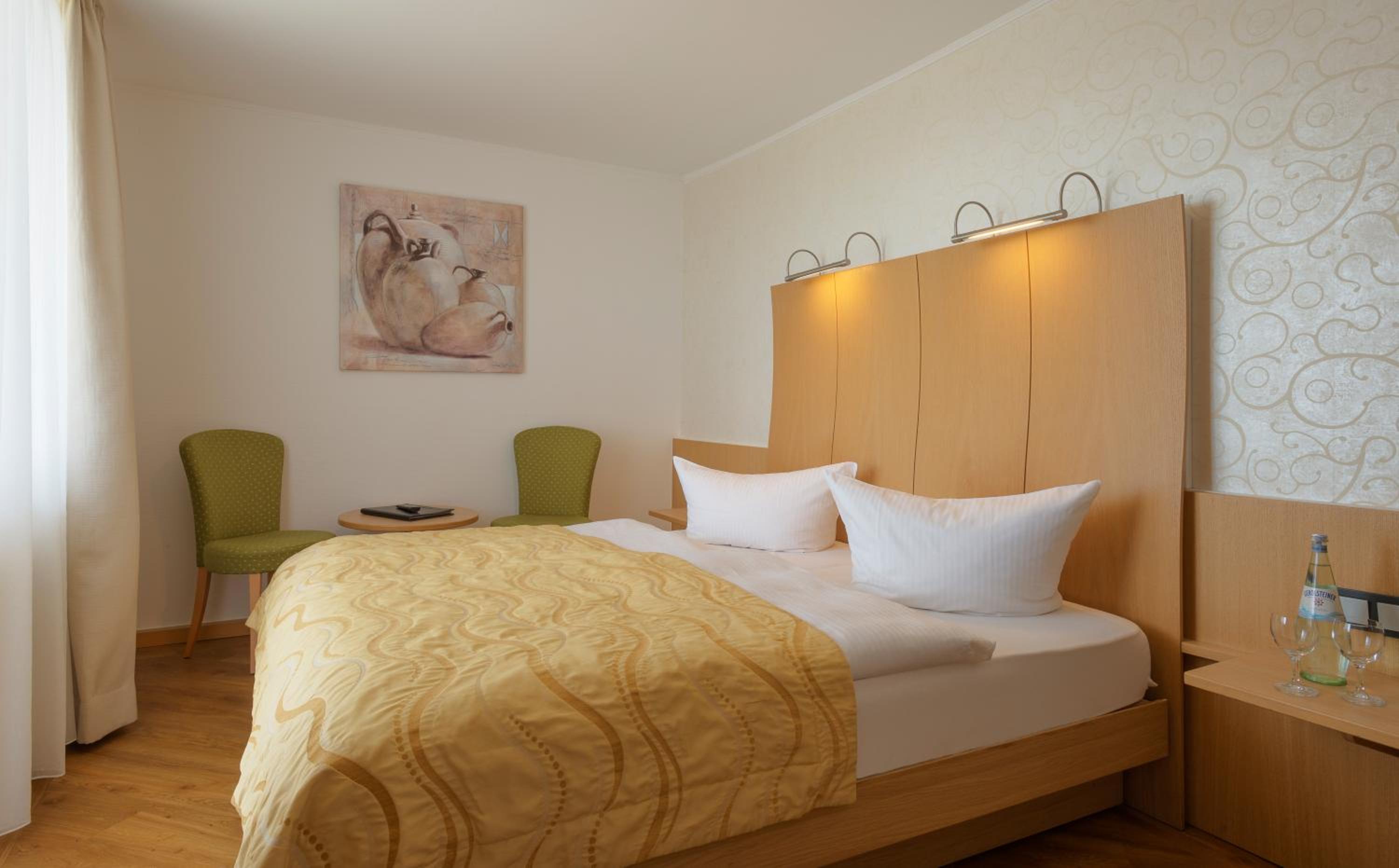Standard  Double Room - Photo 2