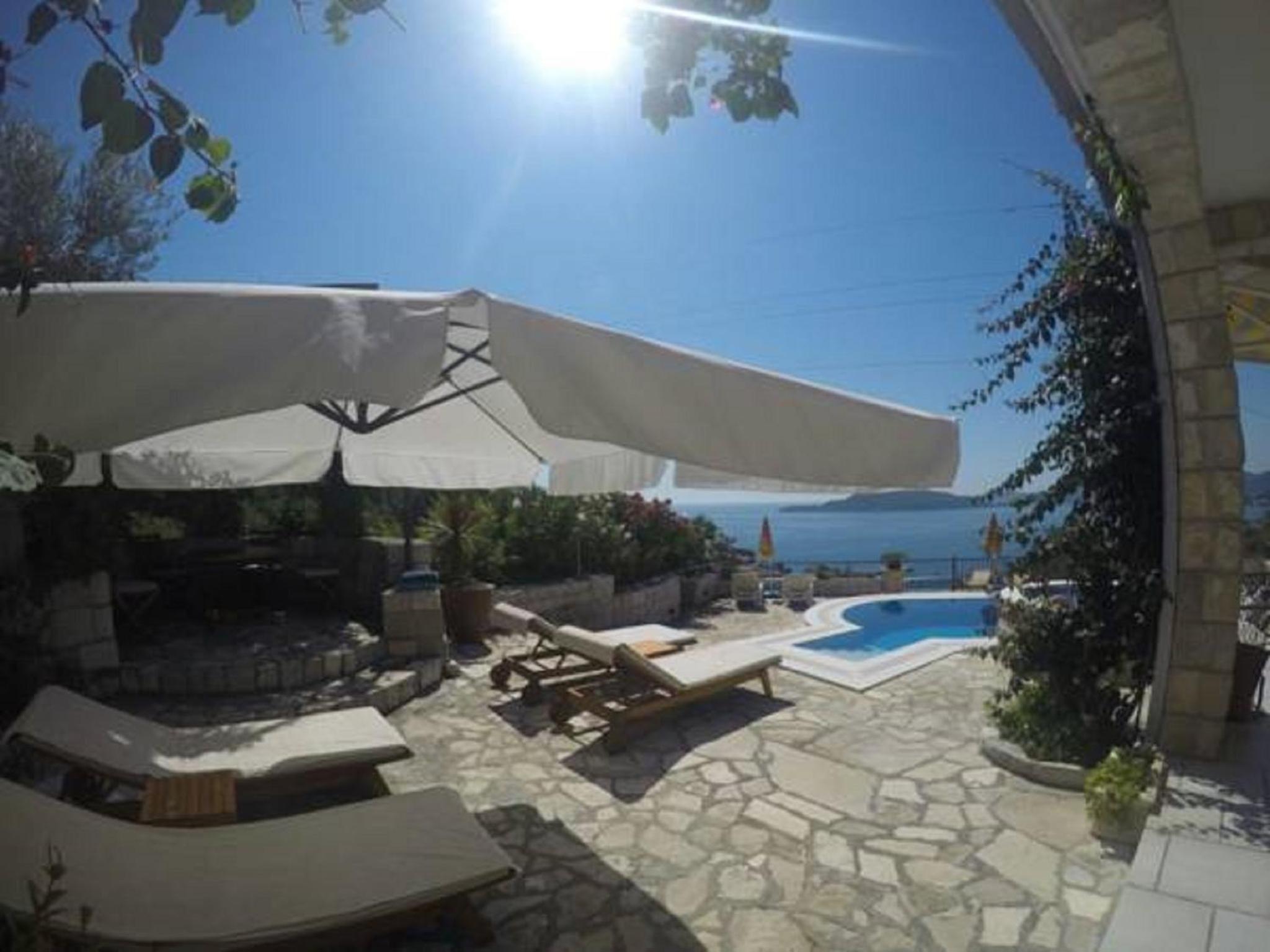 Villa with Private Pool photo 3