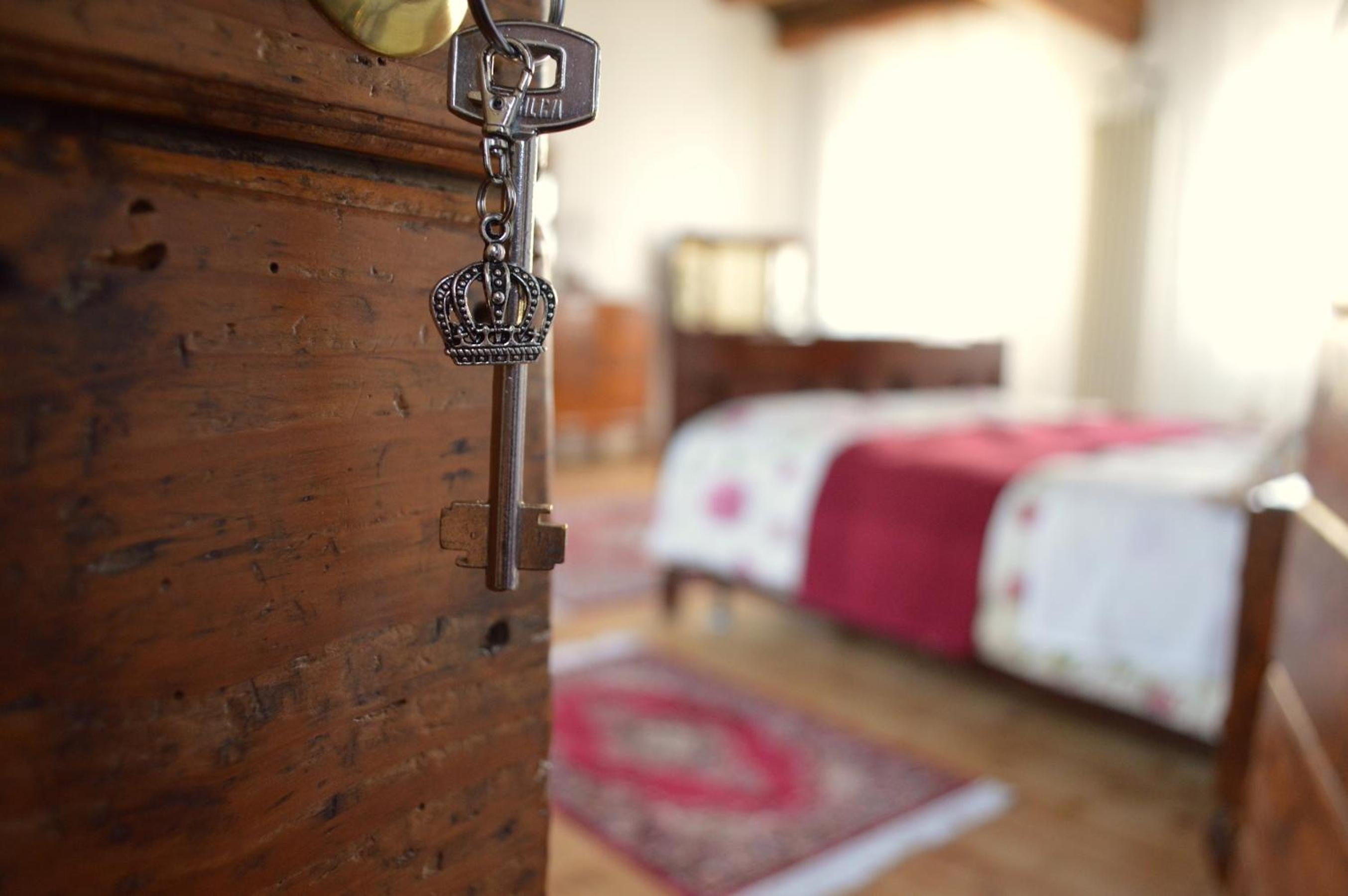 Queen Room photo 1