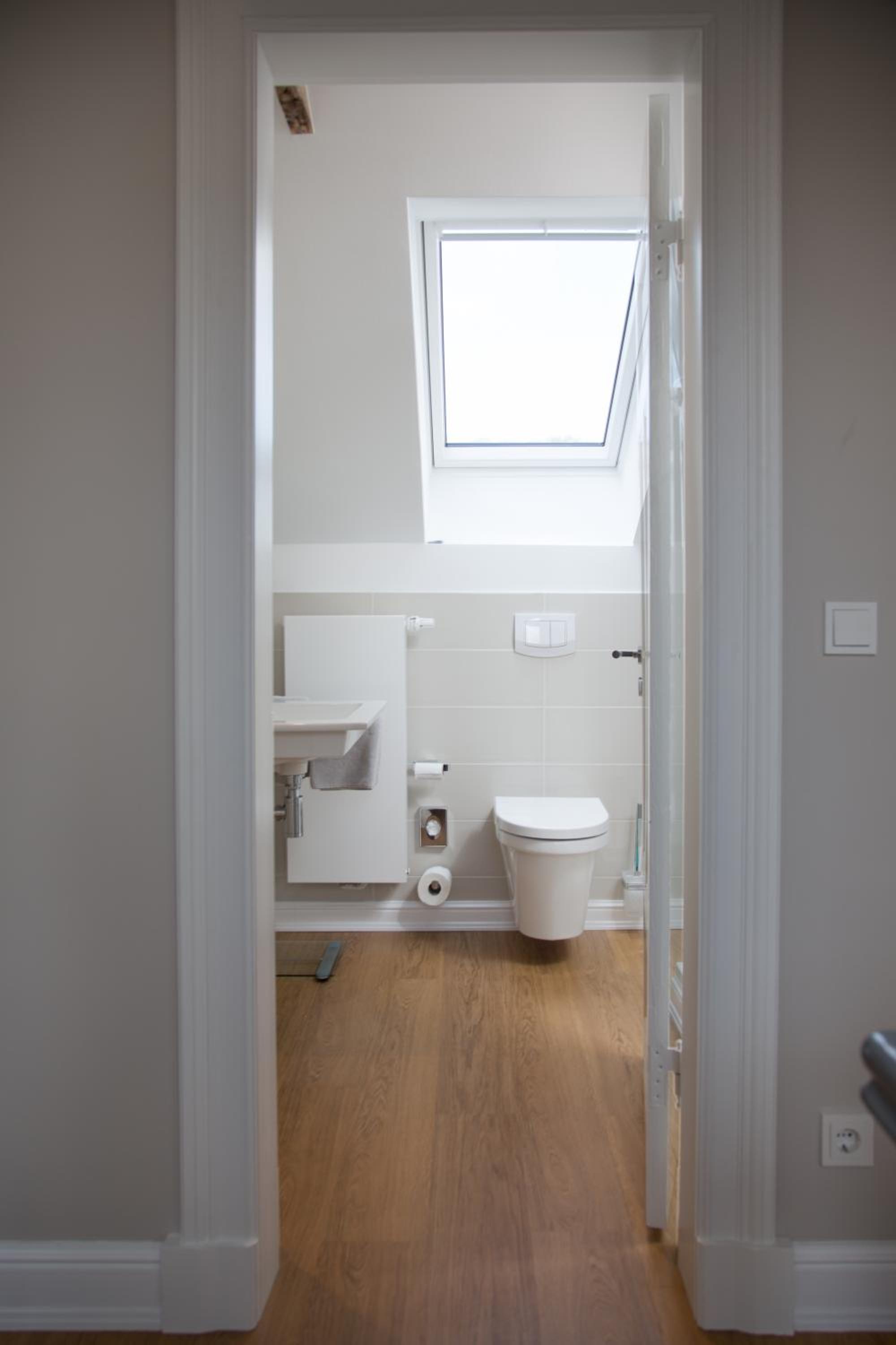 Apartment - Split Level - Photo 8