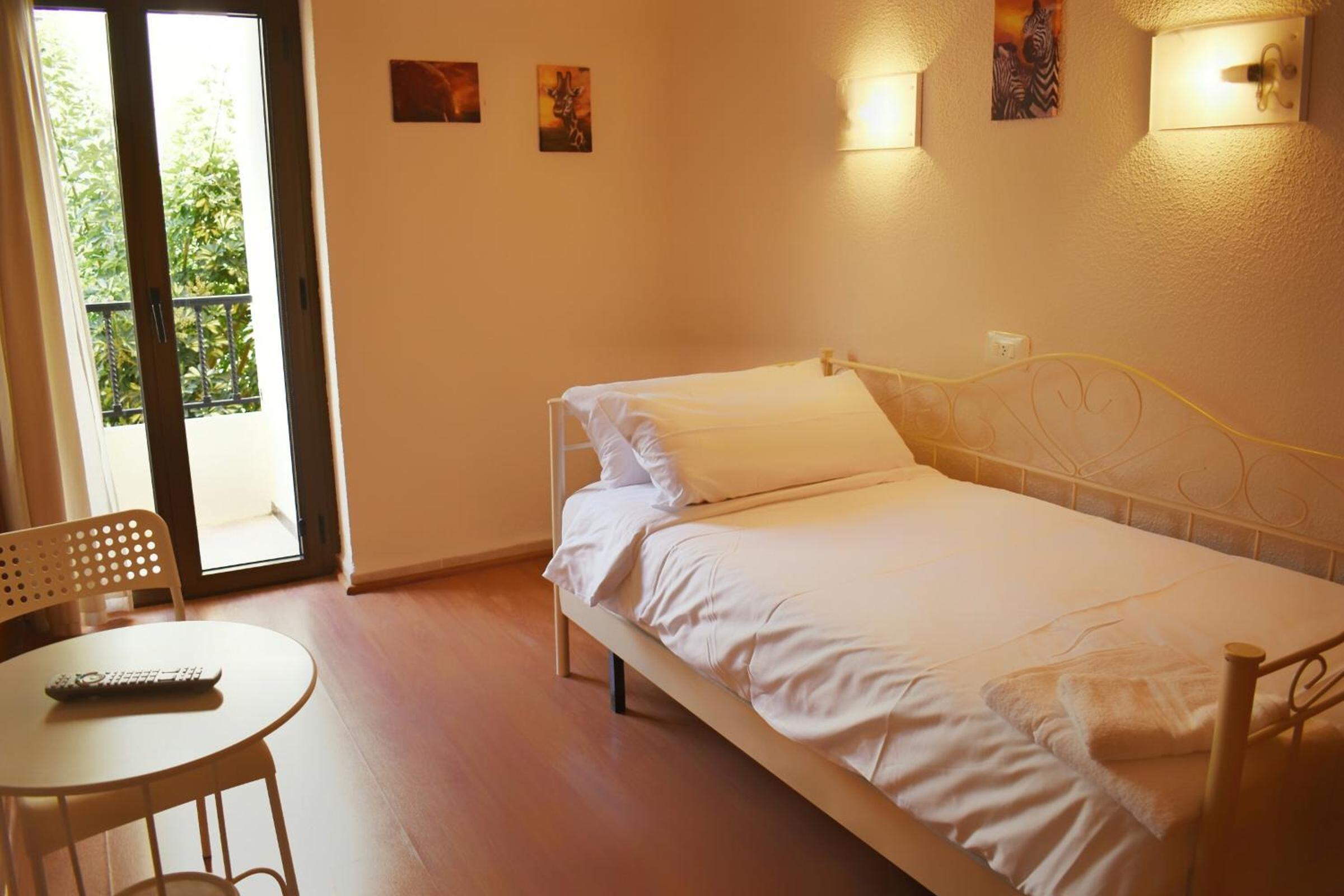 Single Room photo 2