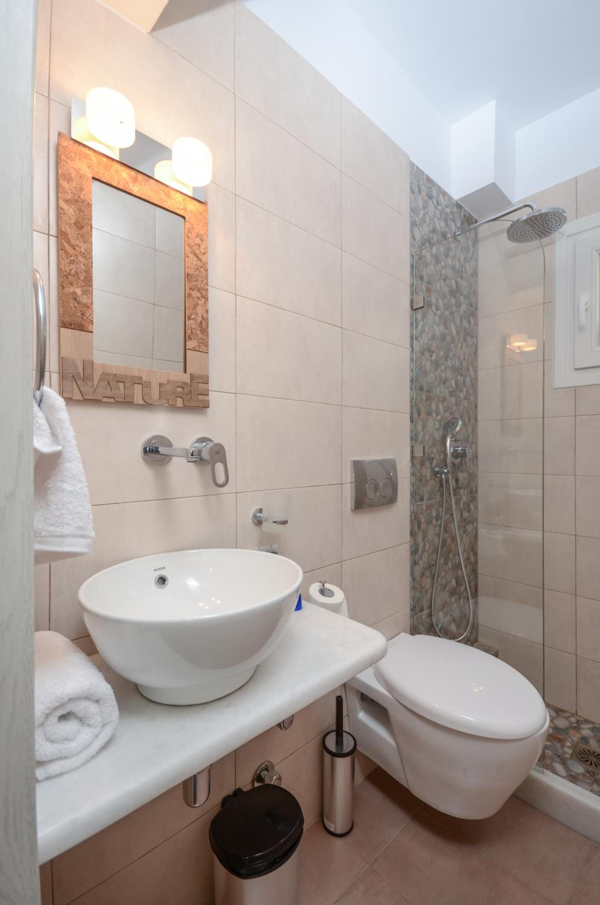 Double Room with Sea View - Photo 7