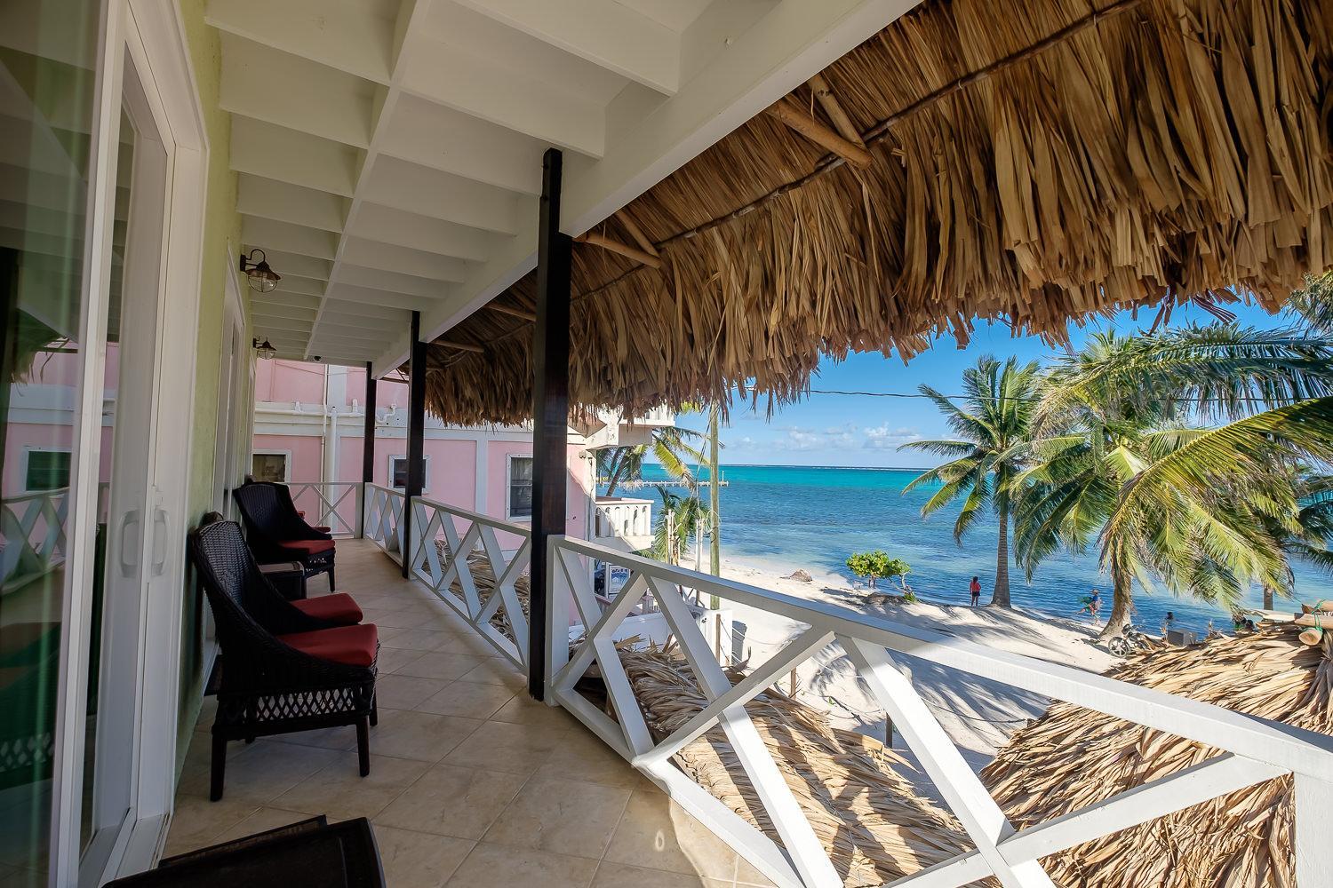 Queen Suite with Sea View photo 3