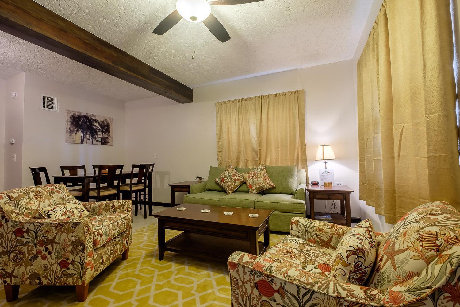 King Suite with Ocean View photo 3