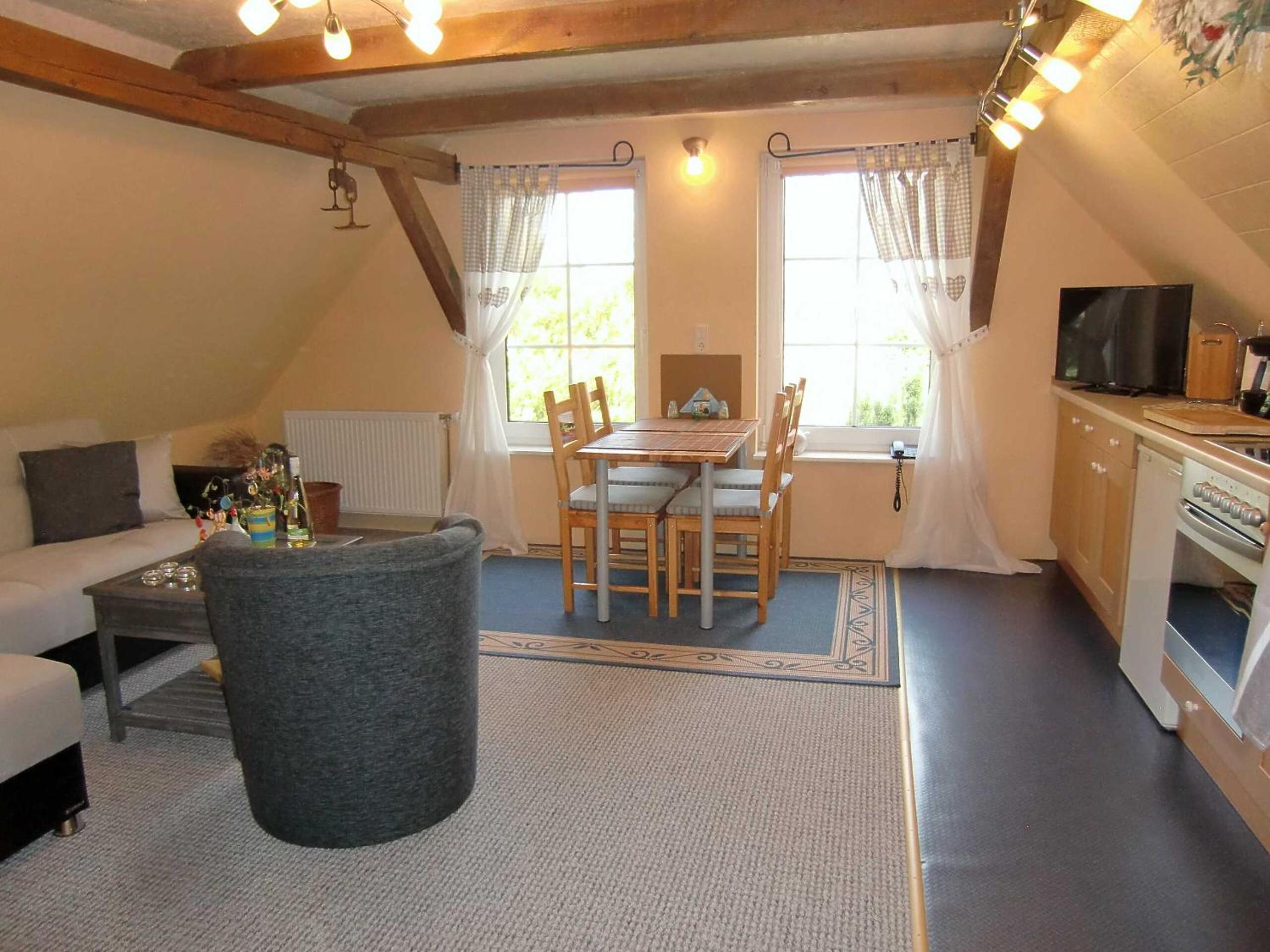 Country Inn - Apartment photo 2