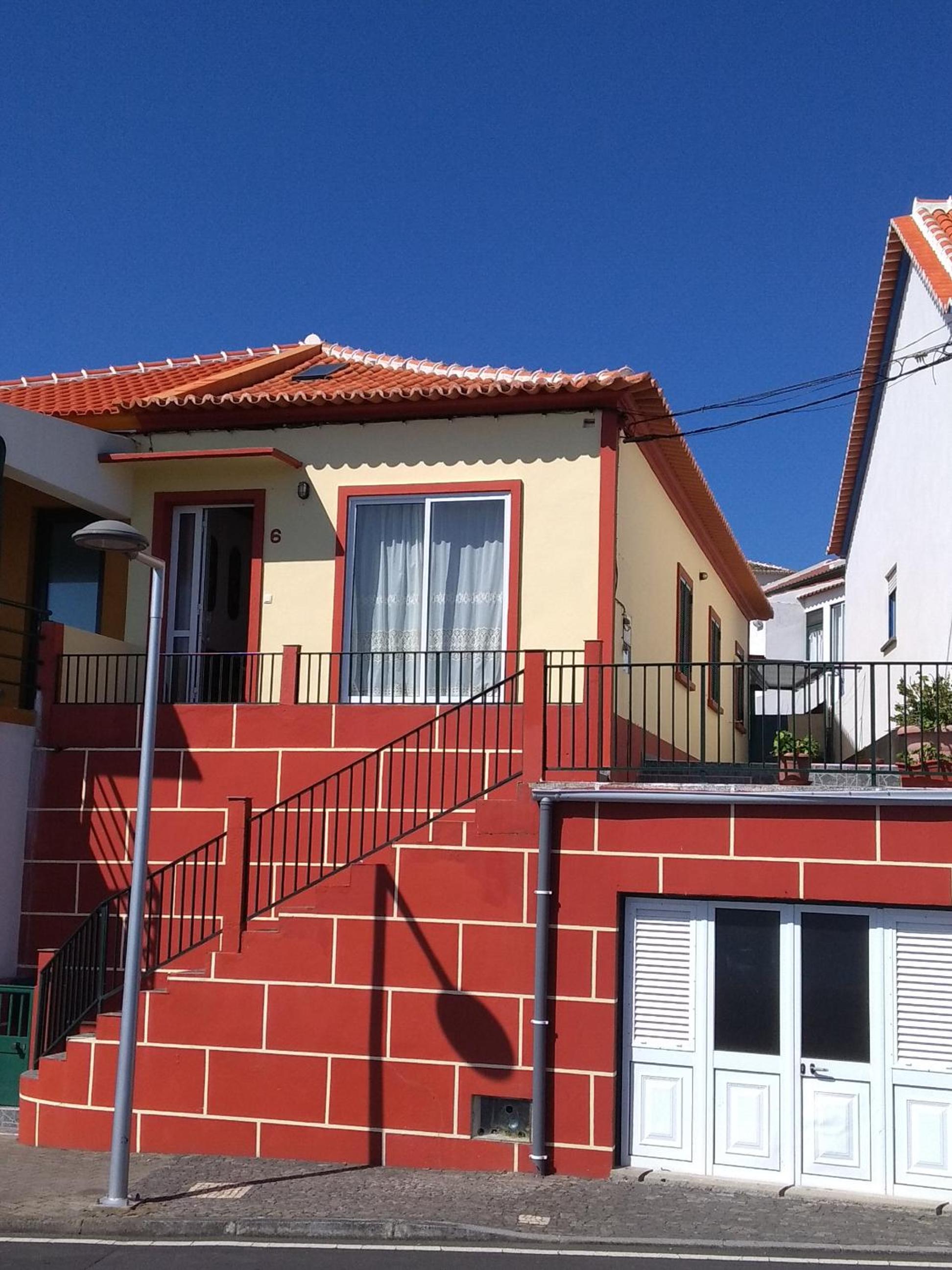 Two-Bedroom House photo 2