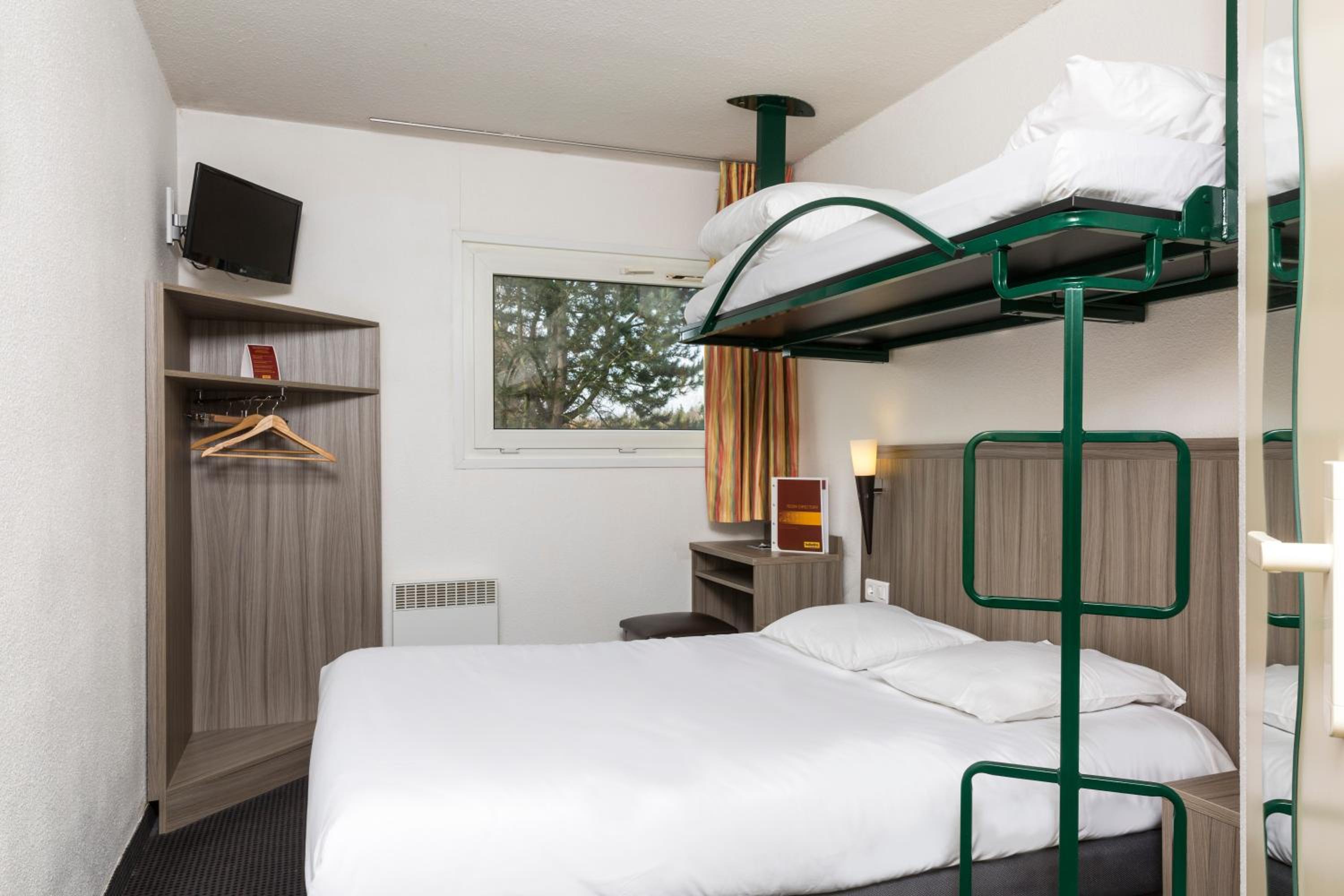 Double/Triple Room