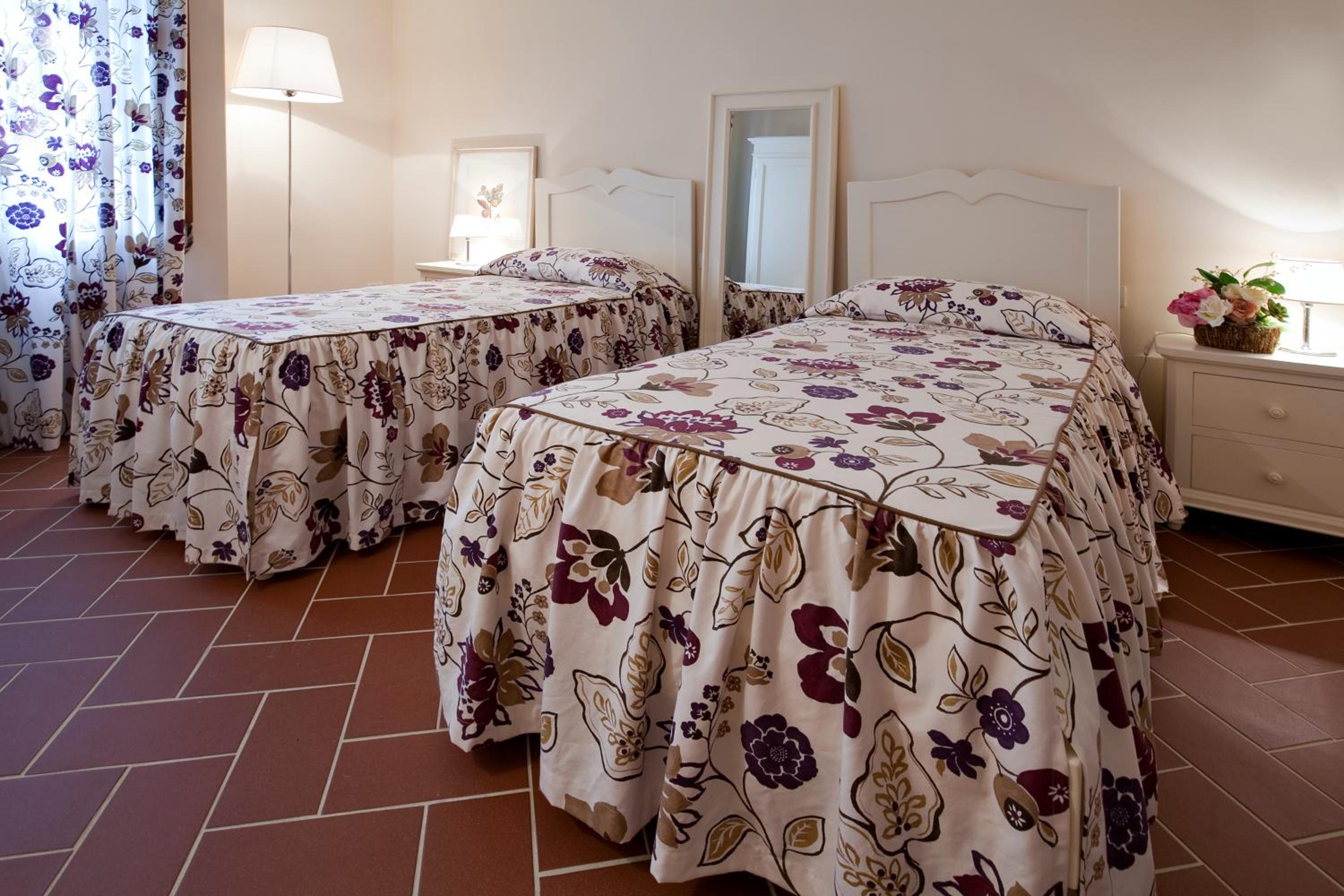 Apartment - Disability Access - Photo 3