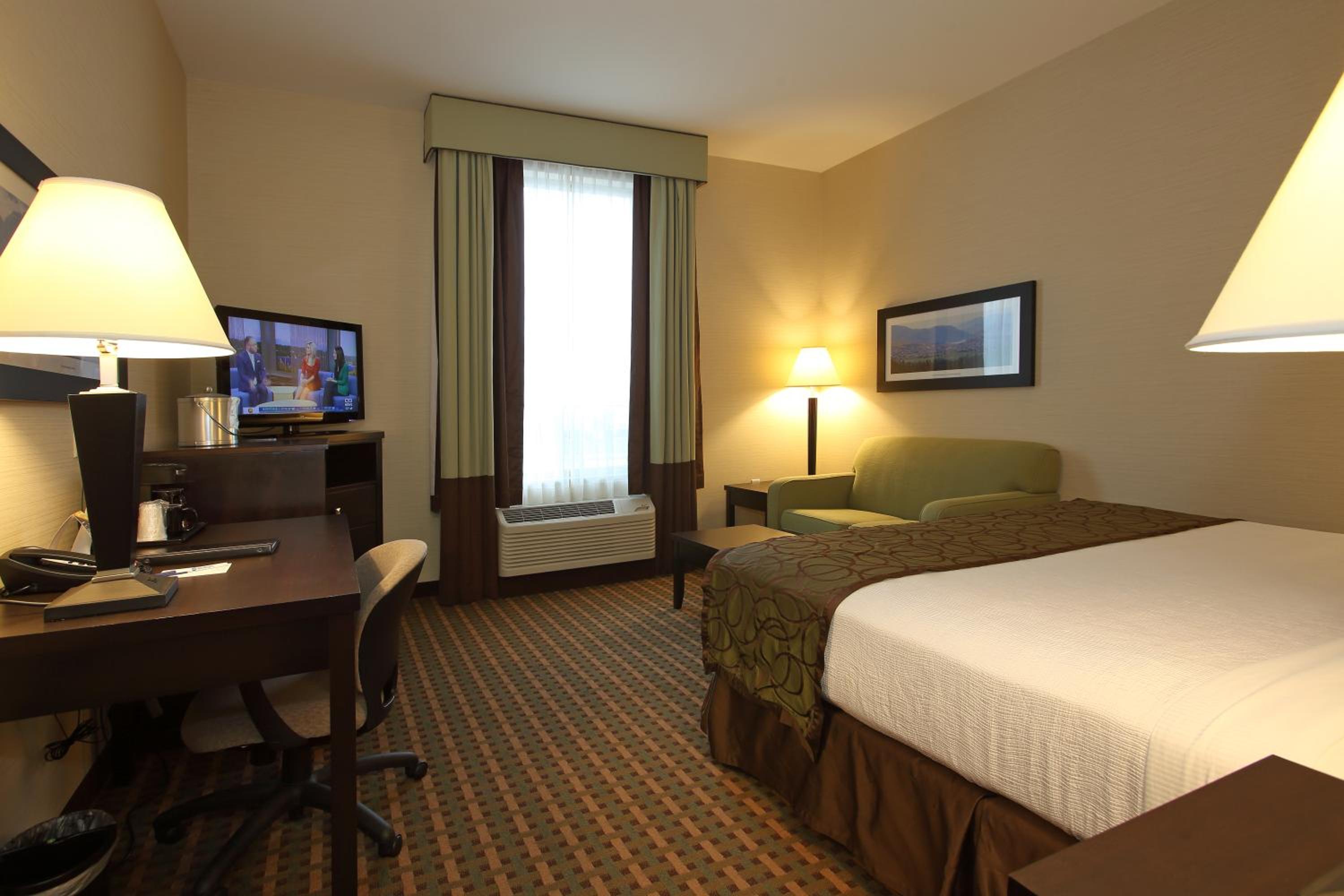 King Room with Bath Tub - Disability Access/Non-Smoking