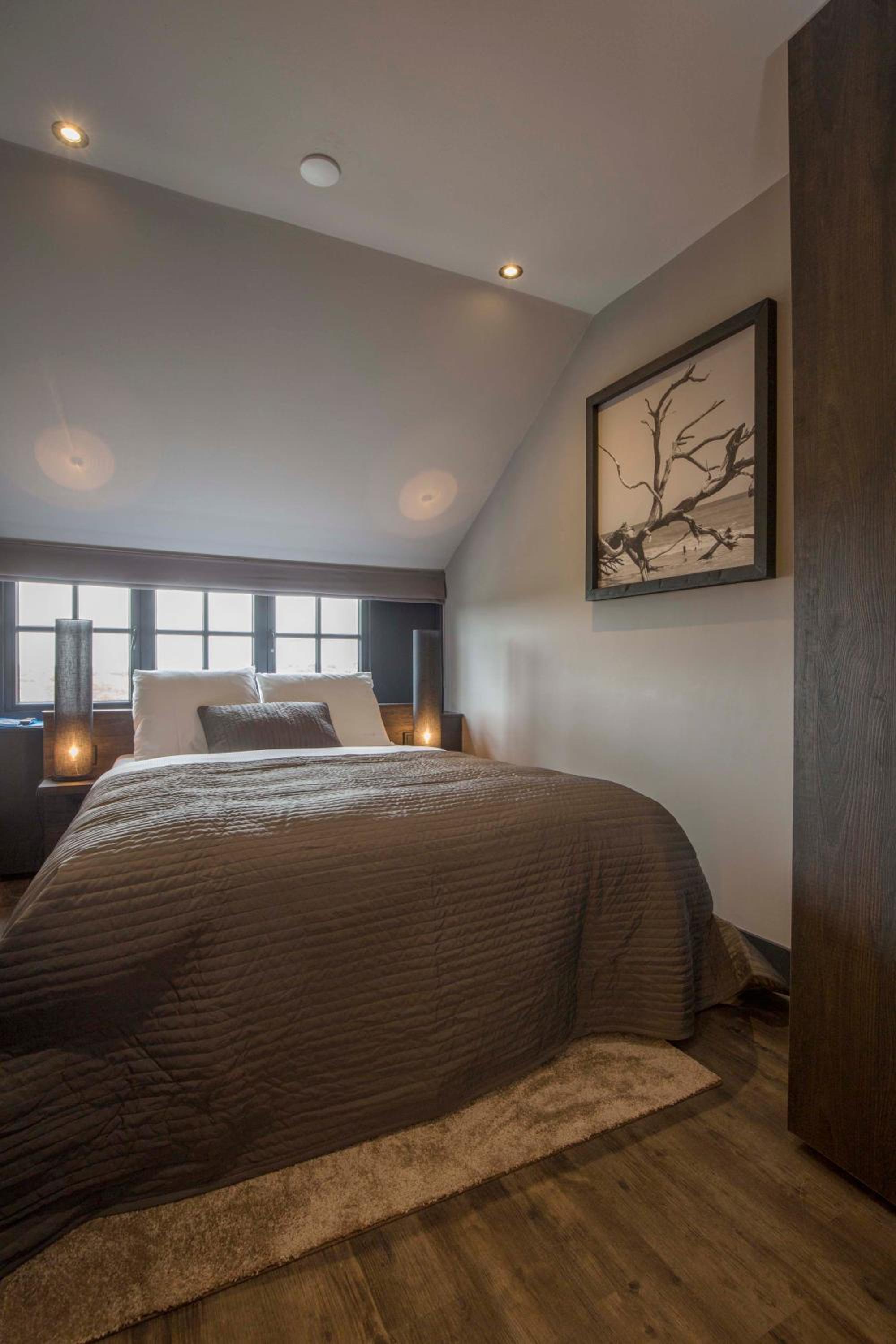 Small Double Room with Balcony - Photo 2