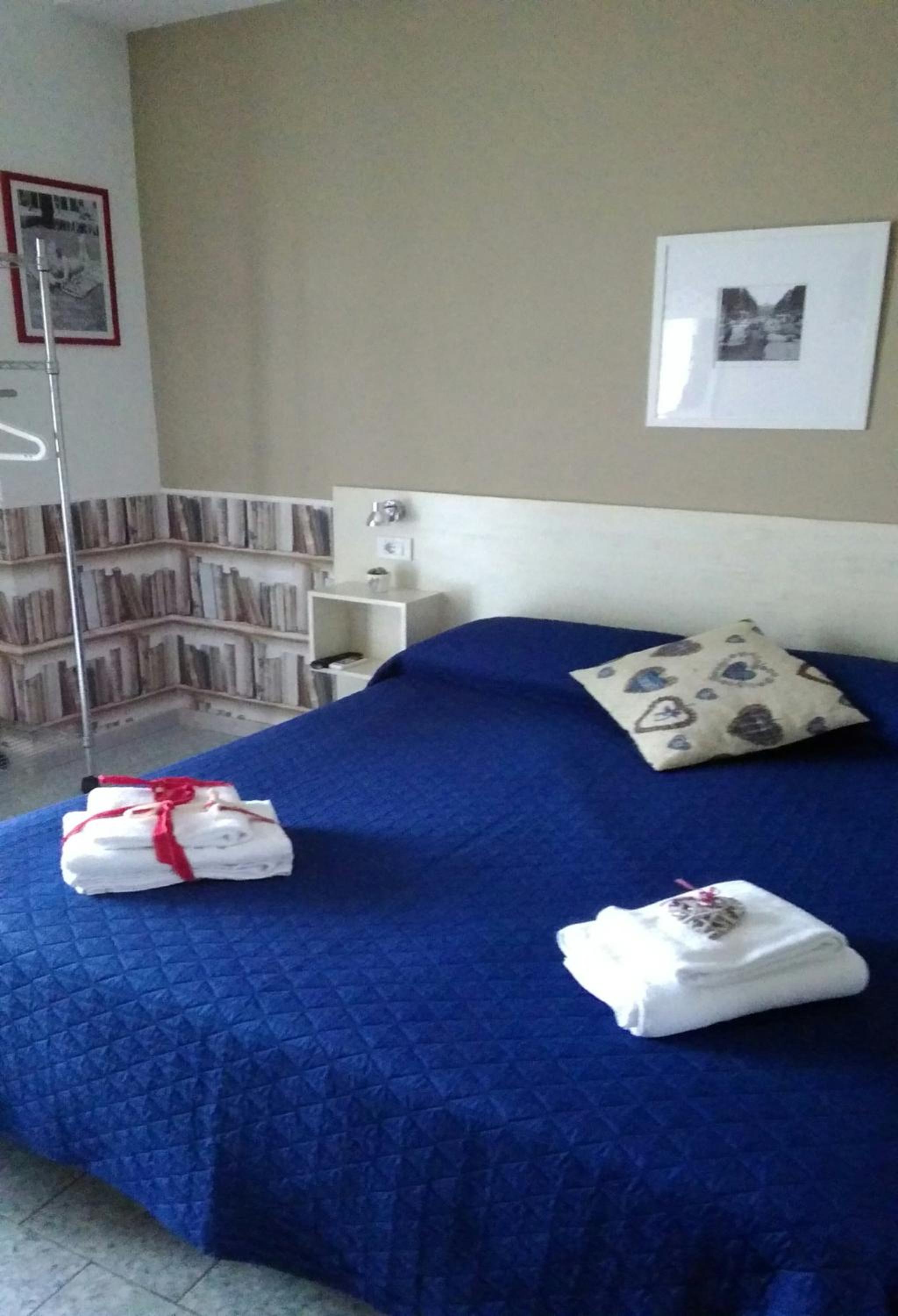 Deluxe Double Room with Balcony photo 3