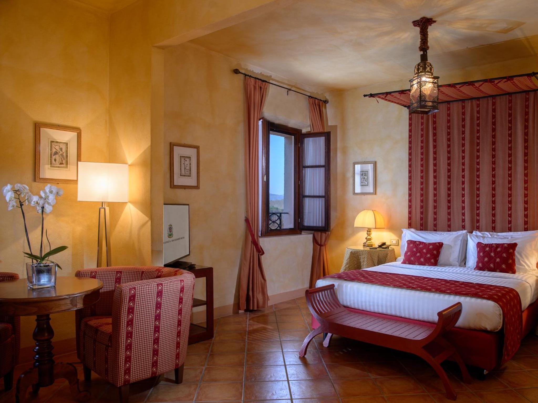 Deluxe Prestige Queen Room With View - Borgo Bagnaia photo 3