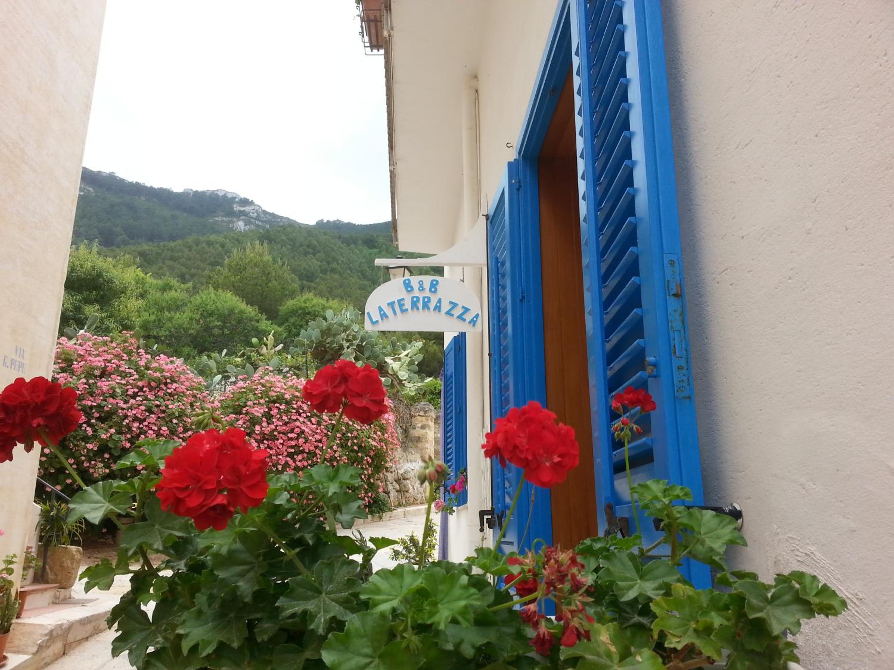 Double Room with Balcony photo 3
