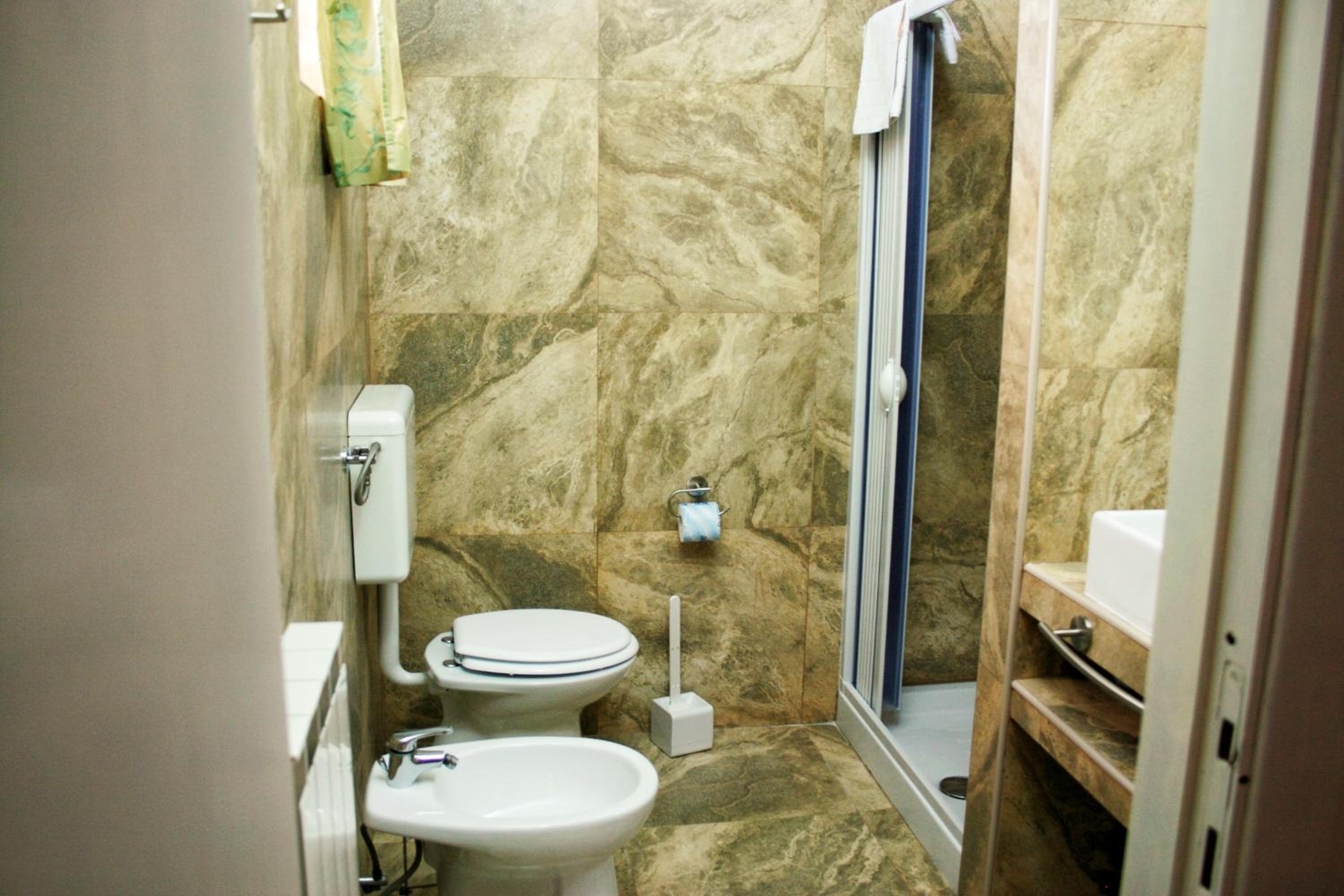 Family Room with Terrace - Photo 4