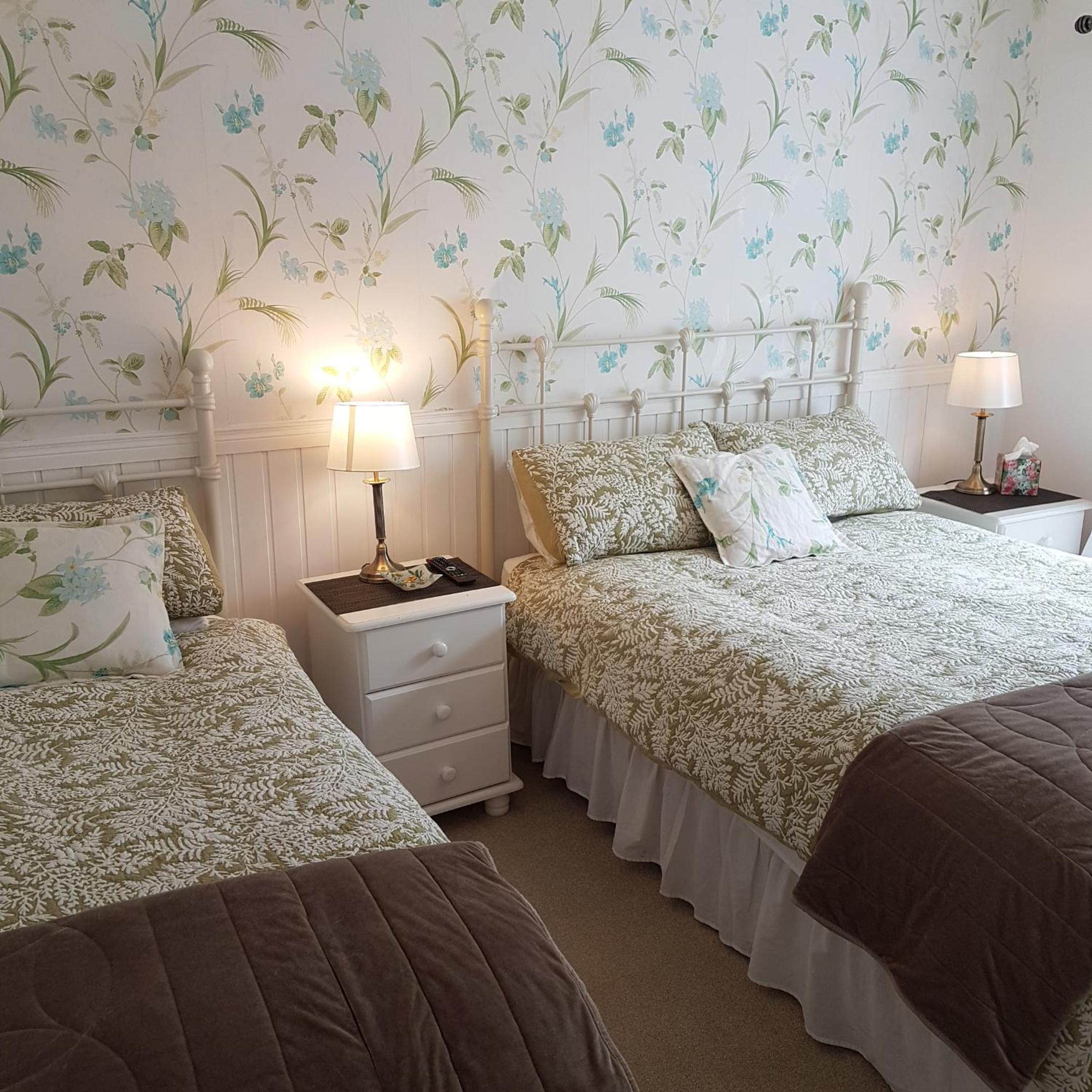 Double or Twin Room photo 3