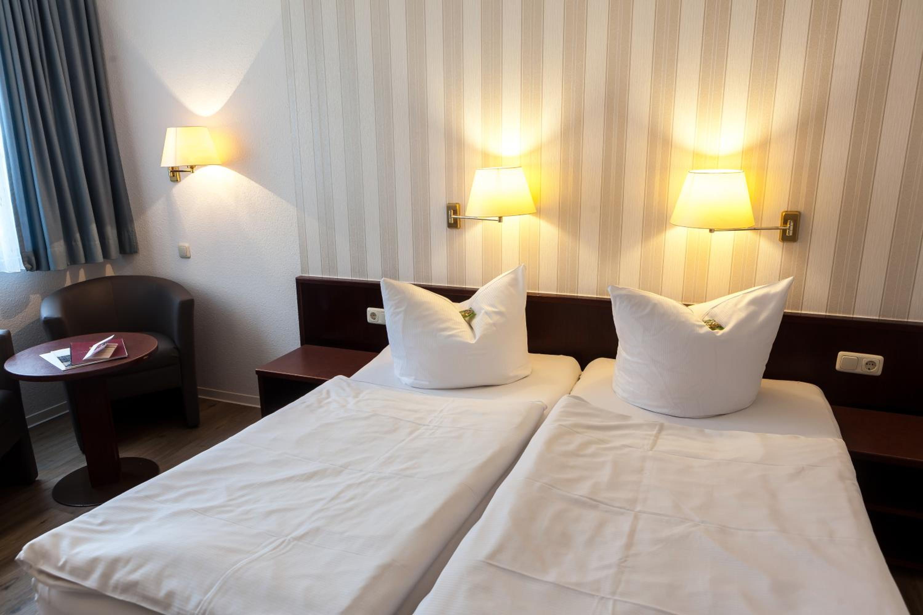 Standard Double Room photo 2