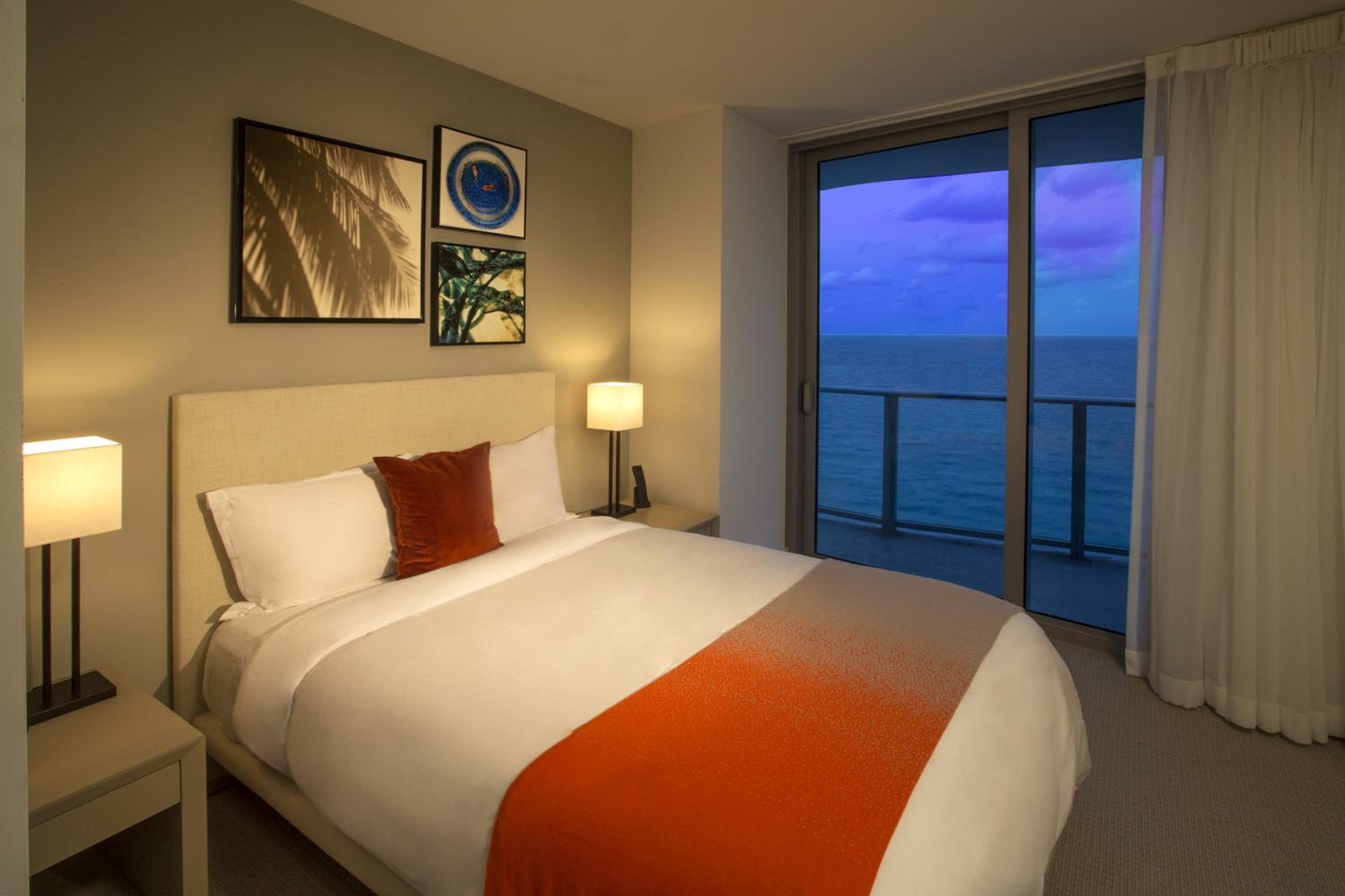 Penthouse 2 Bedroom Oceanview  - Photo 4