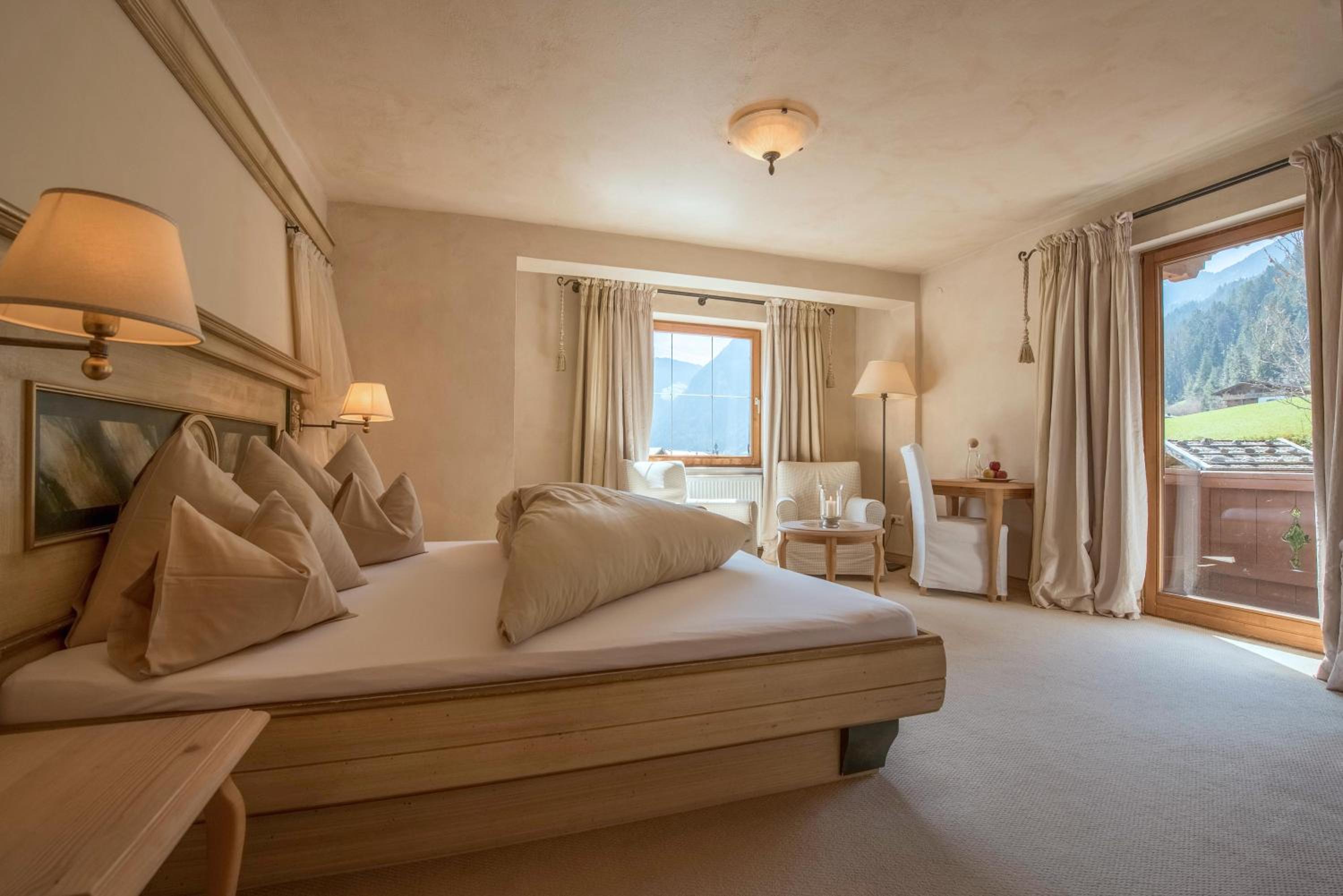 Deluxe Double Room - Photo 5