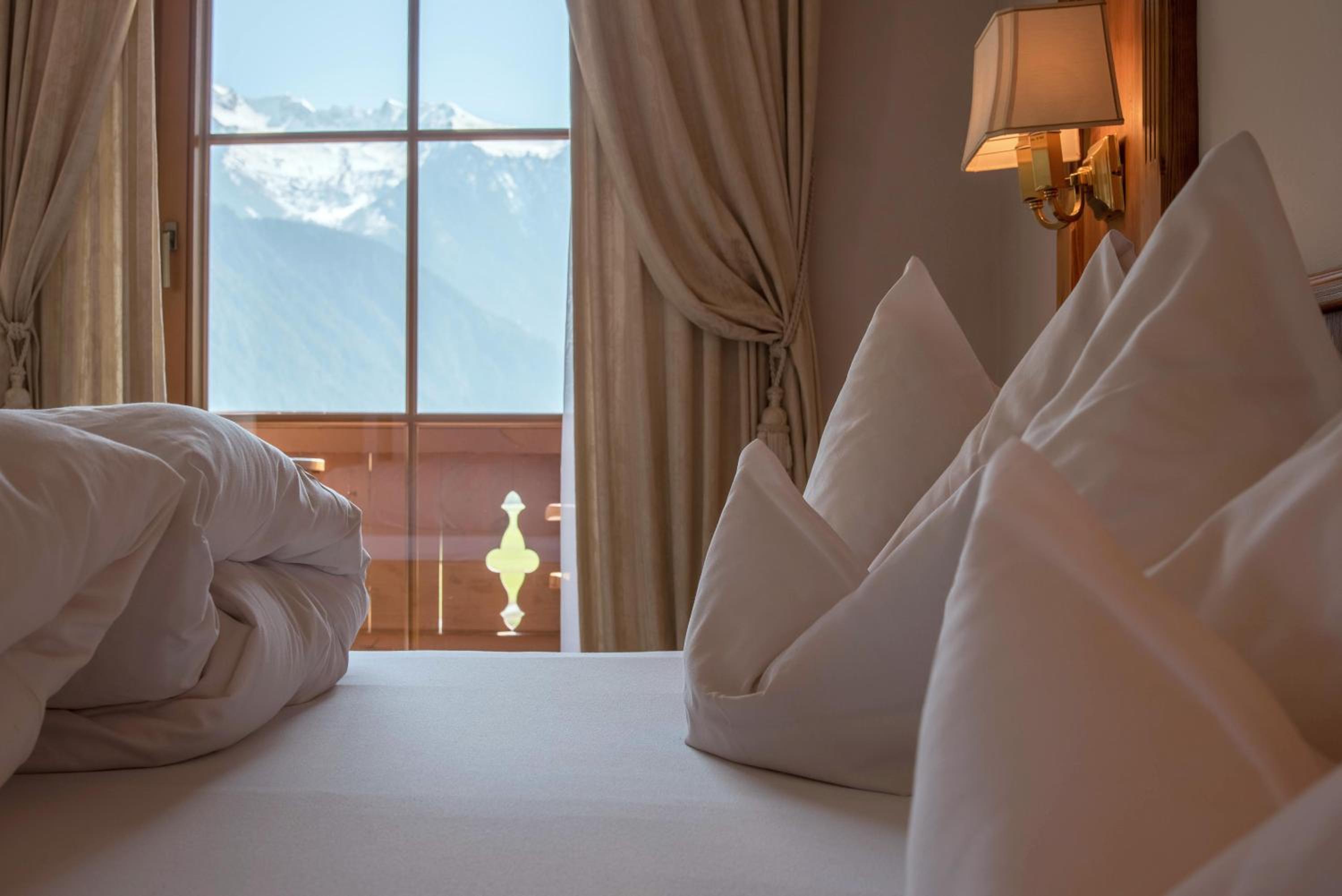 Superior Double Room with Mountain View - Photo 7