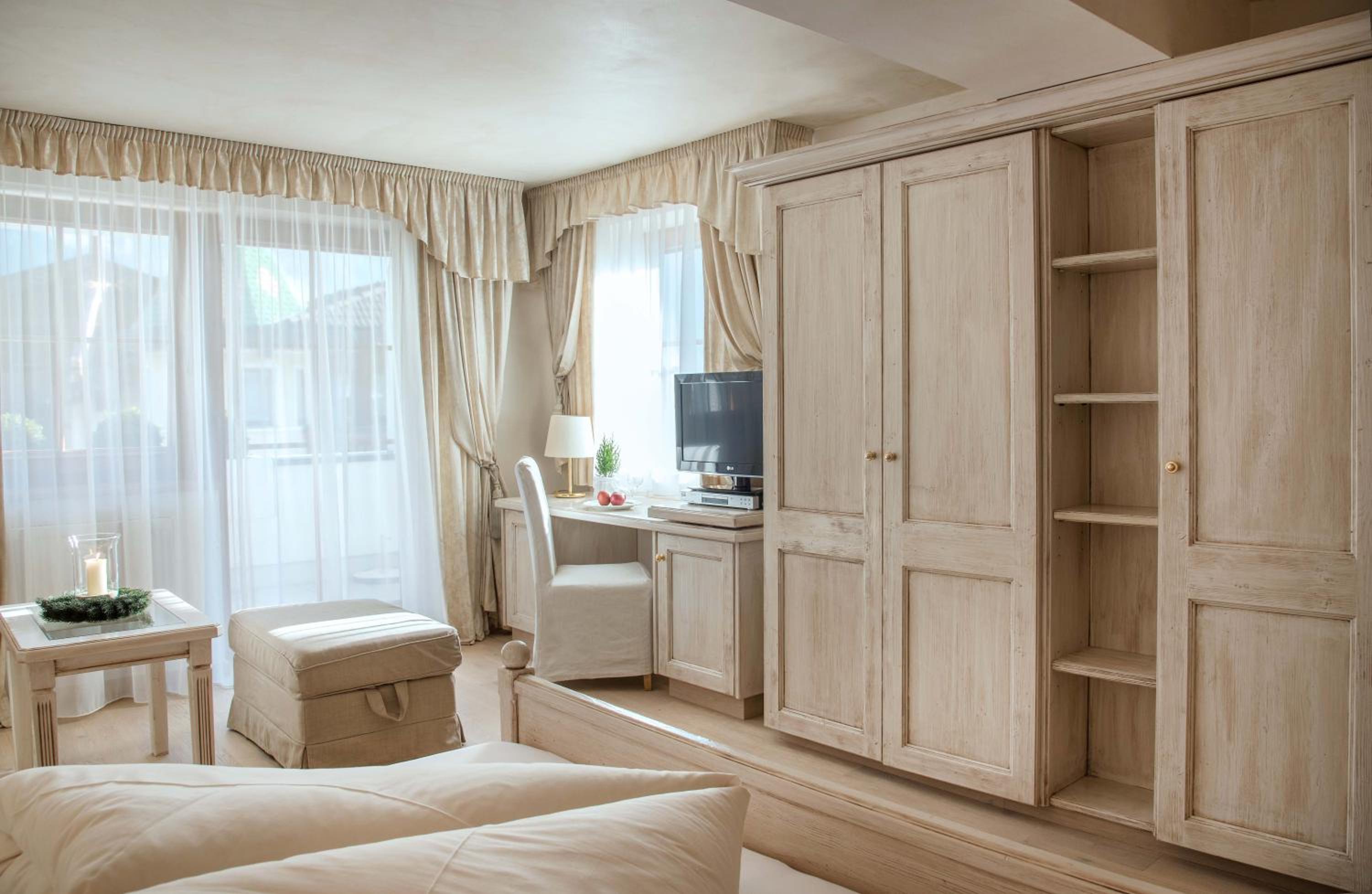 VIP Double Room - Photo 5