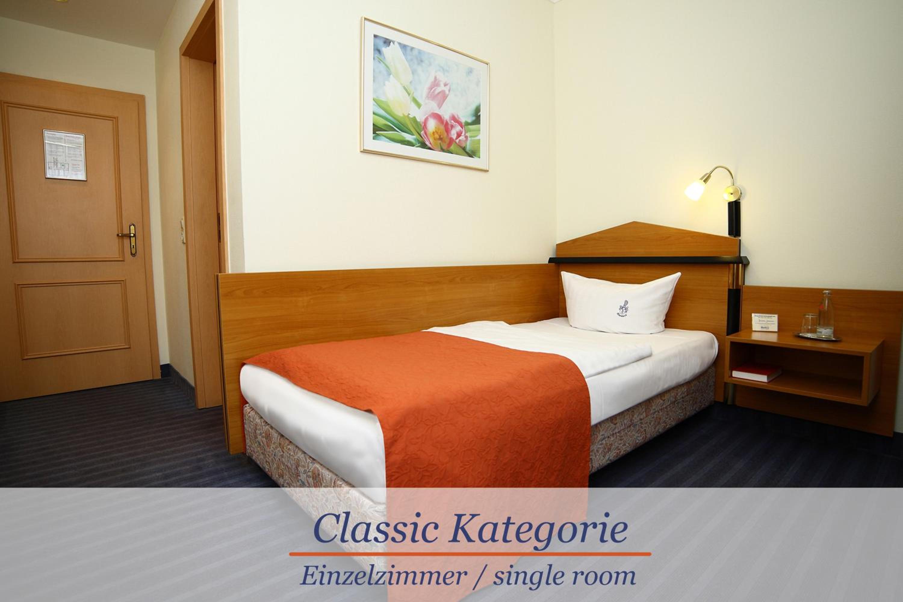 Classic Single Room