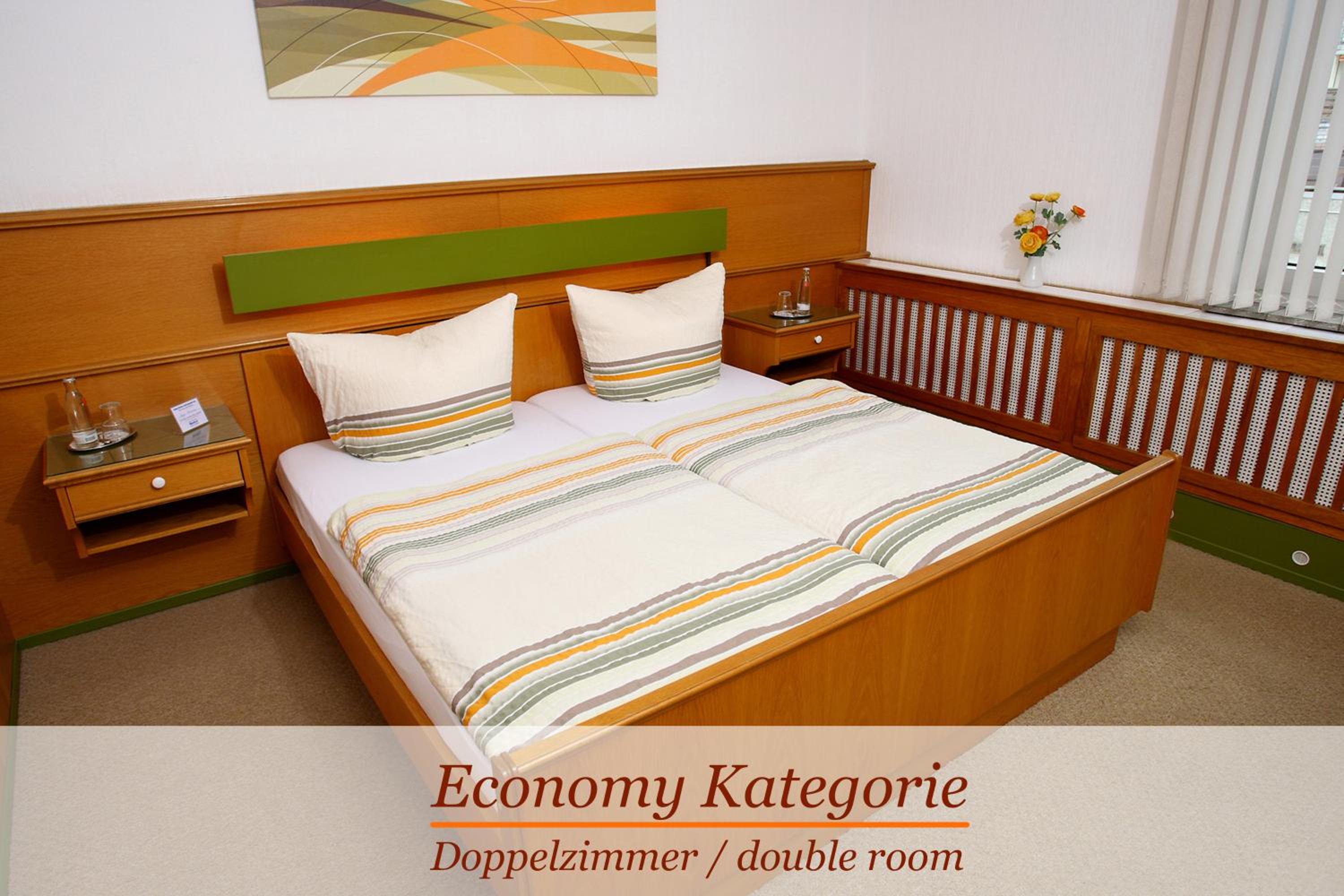 Economy Twin or Double Room - Photo 1