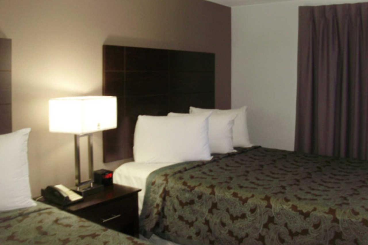 King Room - Non-Smoking