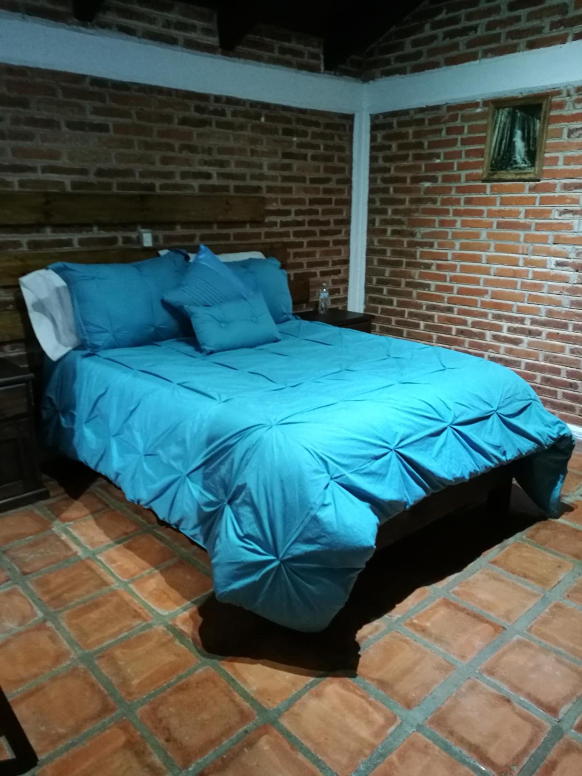 Double Room - Photo 5