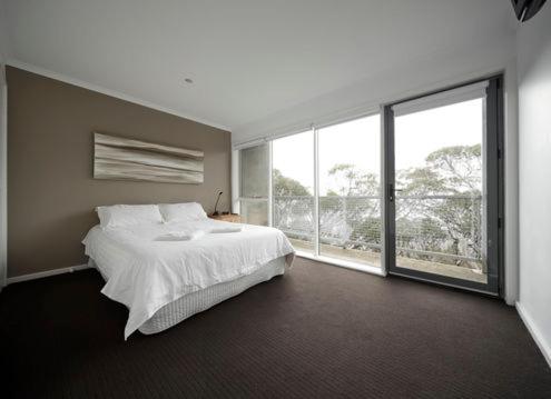 Three Bedroom Apartment photo 1