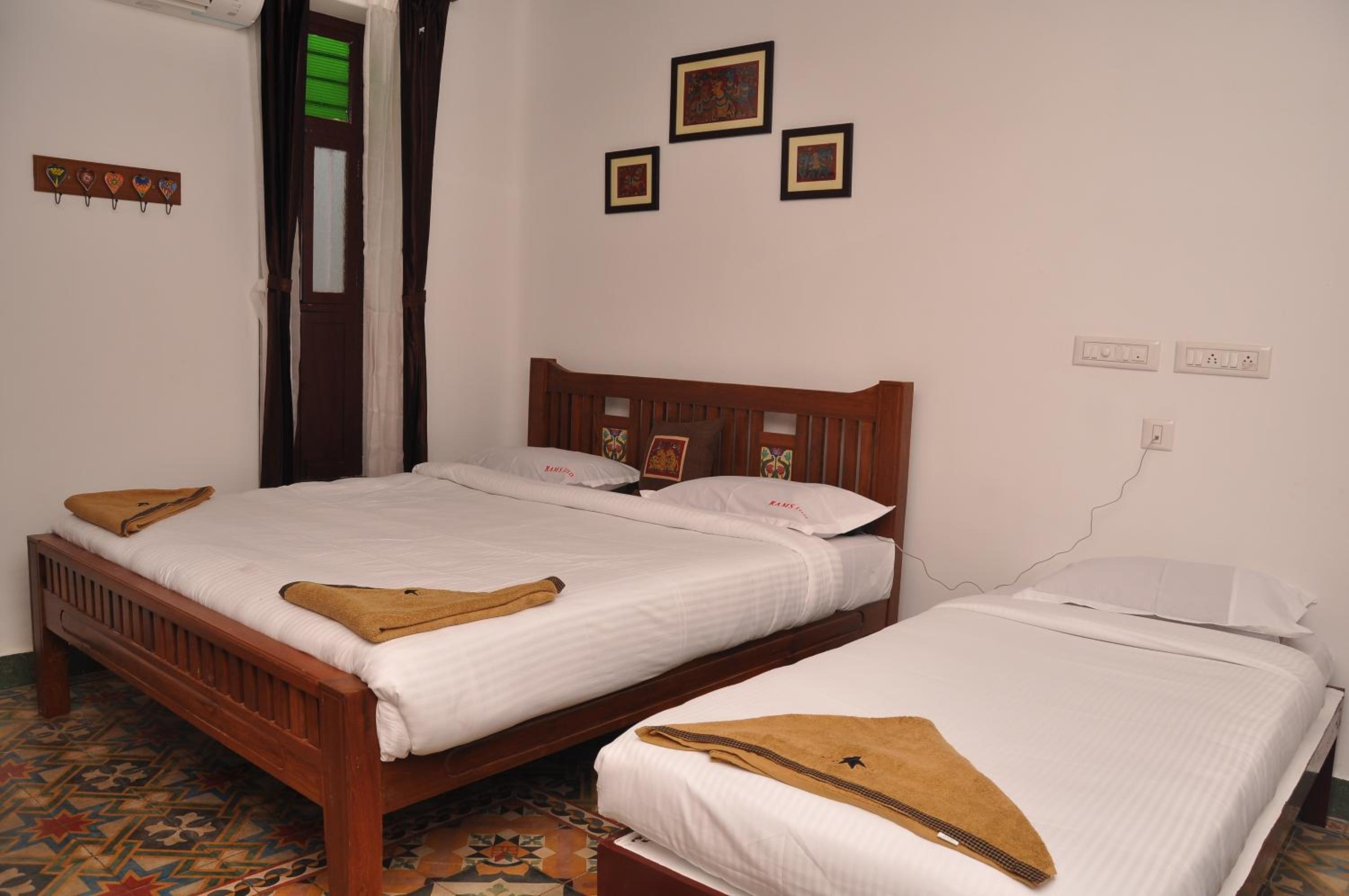 Triple Room - Photo 2
