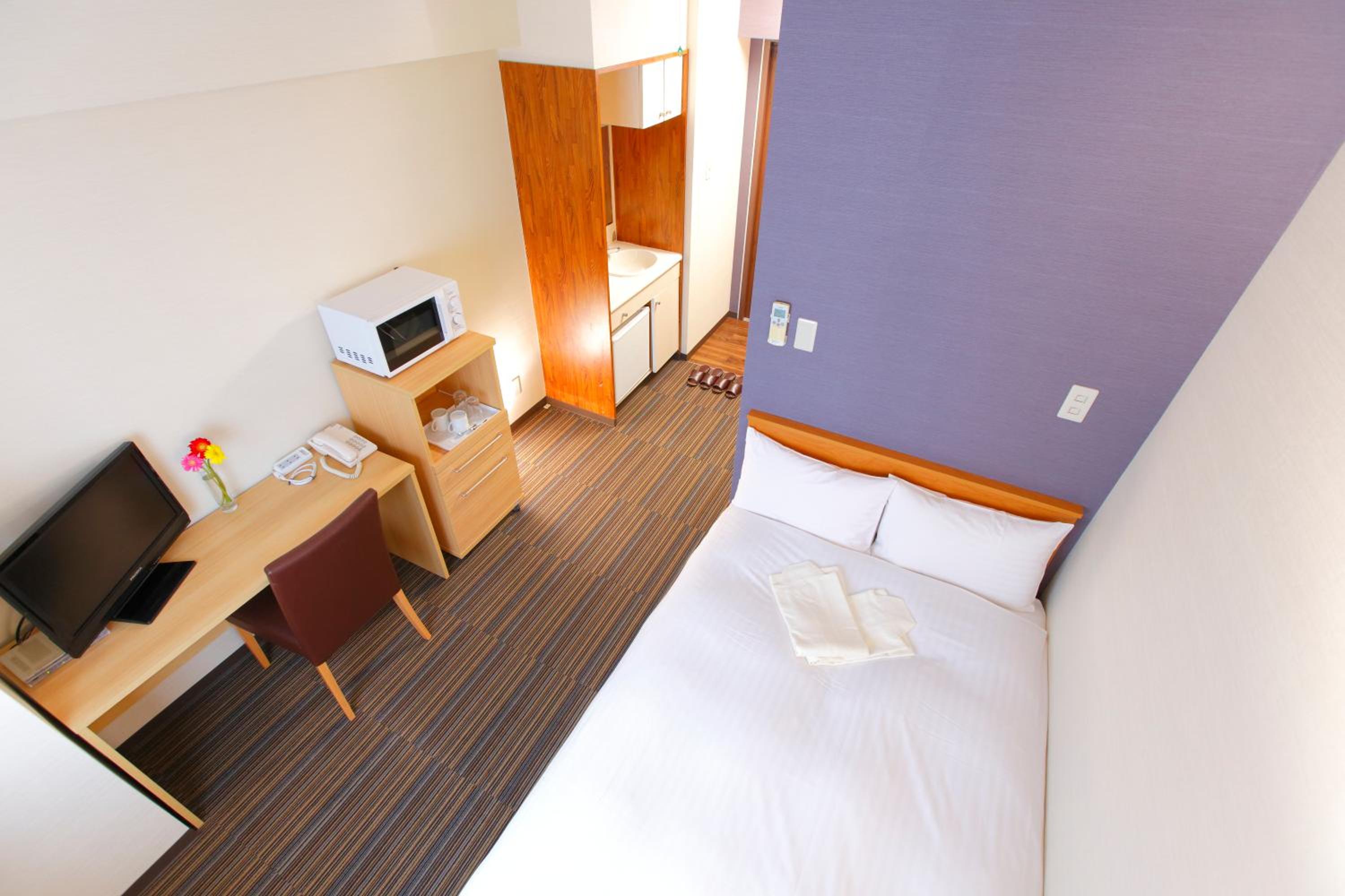 Superior Double Room with Small Double Bed - Non-Smoking - House Keeping is Optional with Additional Cost photo 3