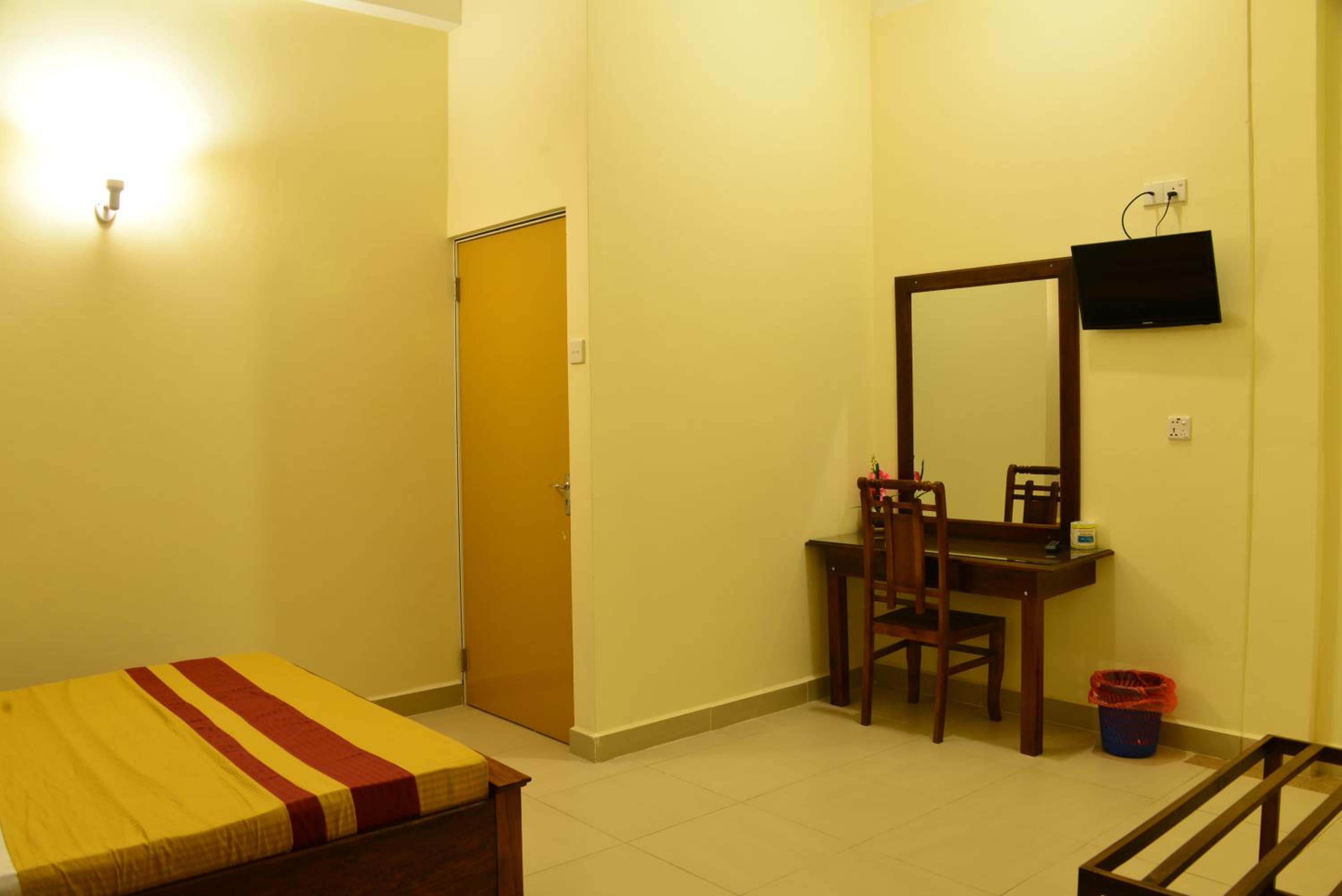 Superior Double Room With Fan photo 1
