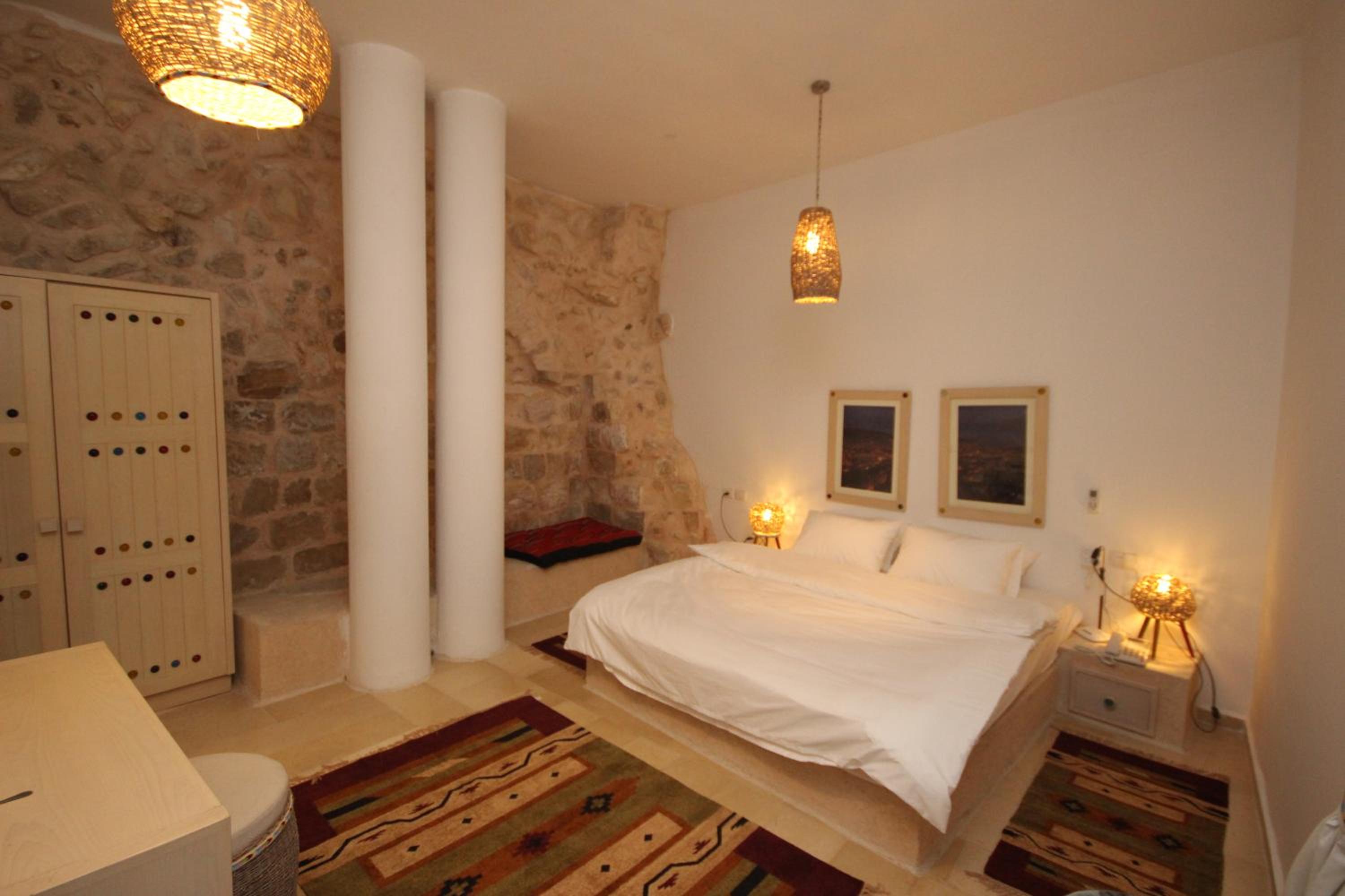 Budget Double Room photo 2